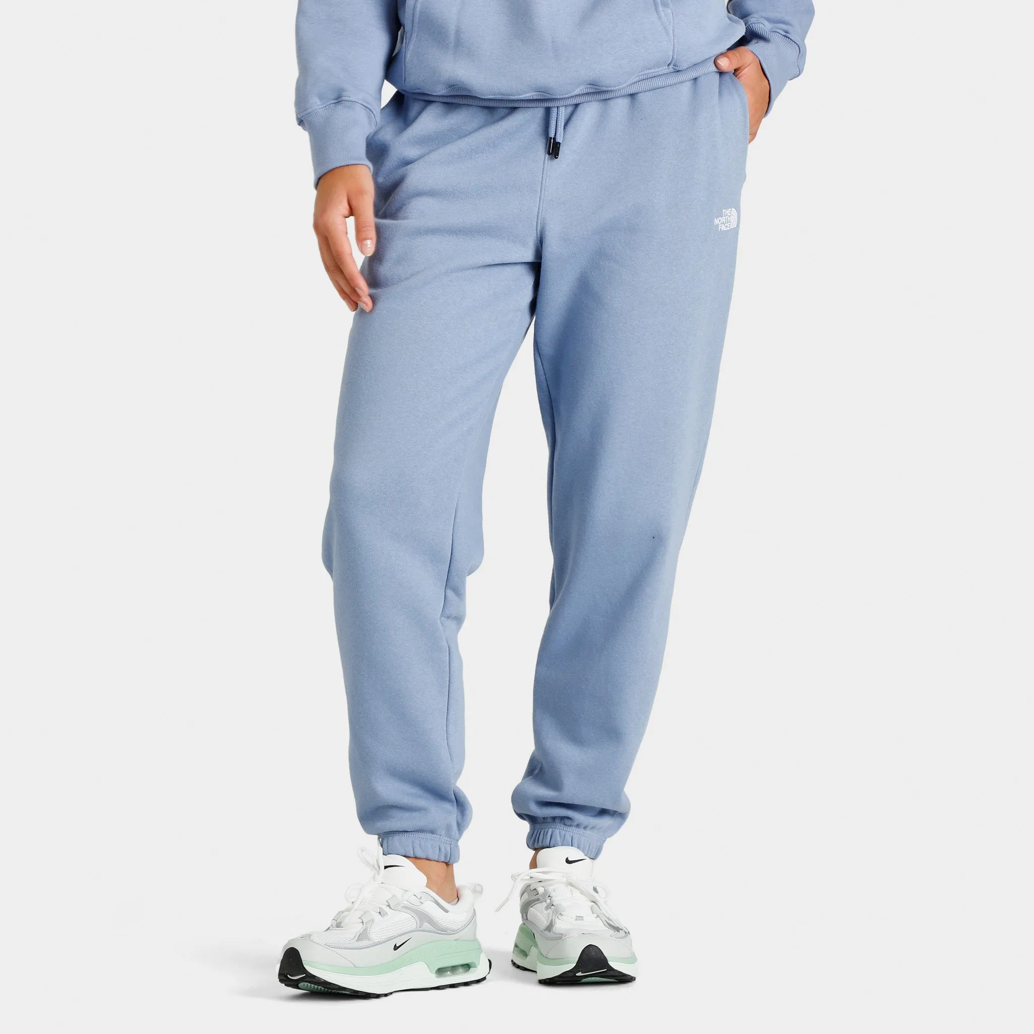 The North Face Women's Half Dome Fleece Sweatpants Folk Blue / TNF White sold by JD Sports