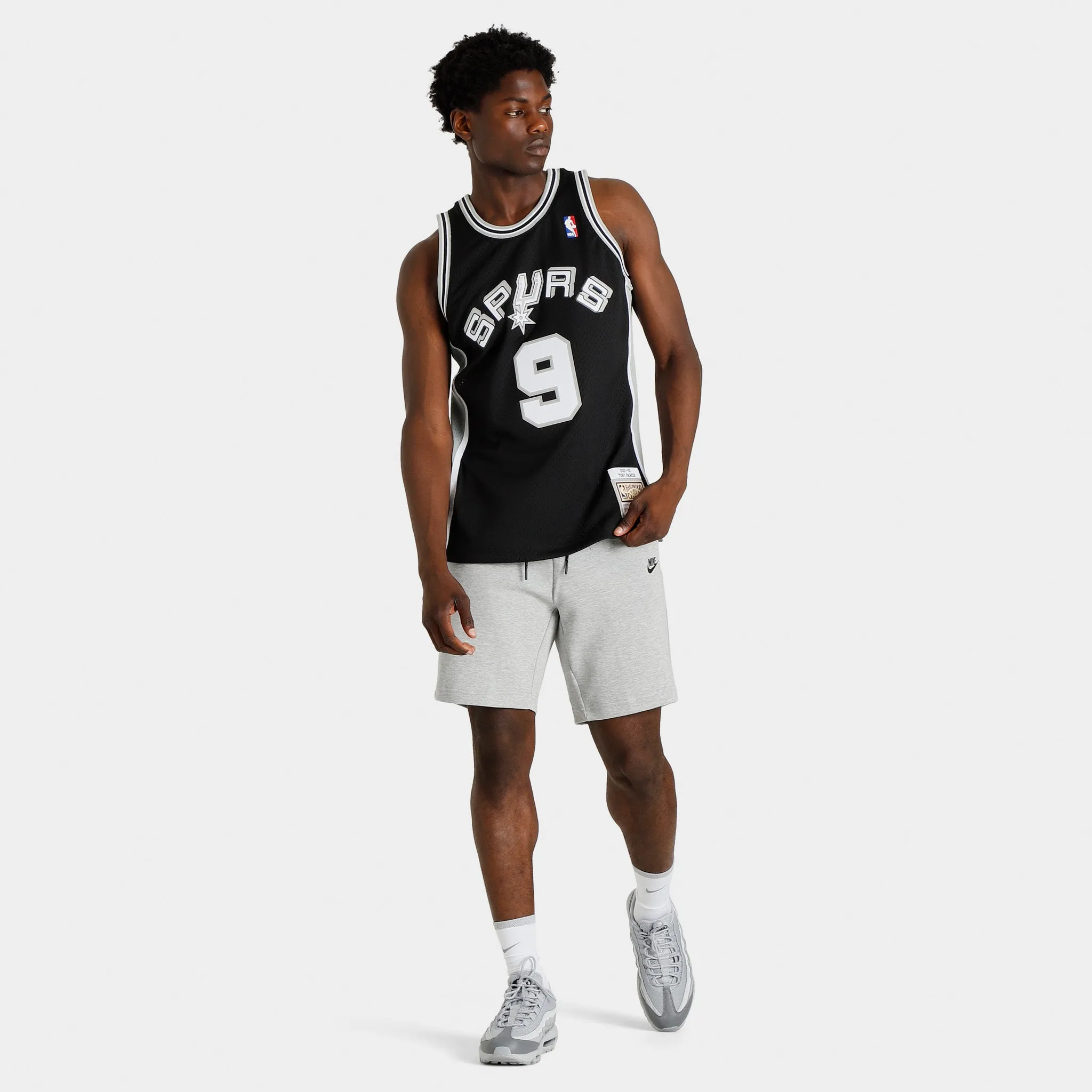 Mitchell & Ness San Antonio Spurs Tony Parker Swingman Jersey / Black sold by JD Sports product image thumbnail 5