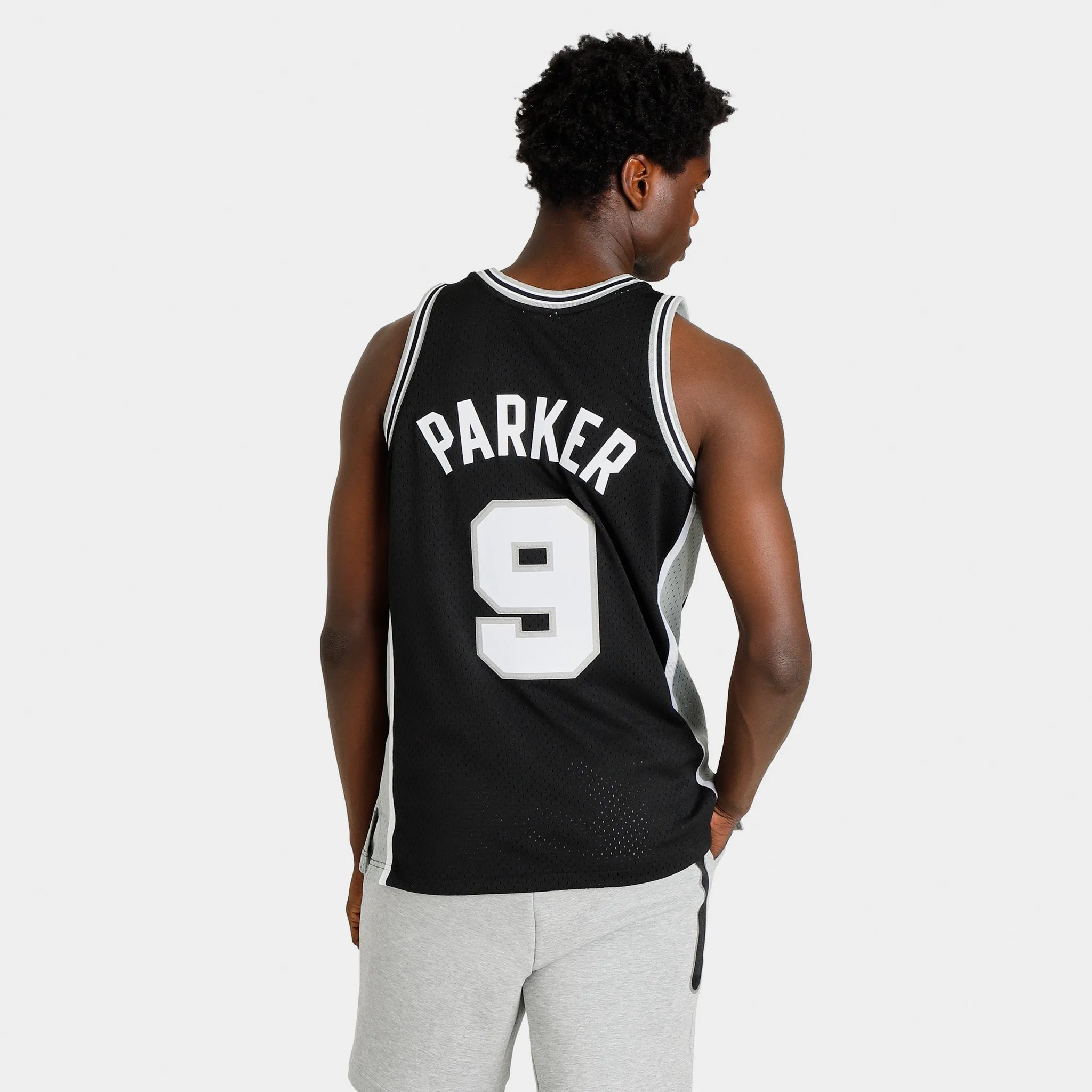 Mitchell & Ness San Antonio Spurs Tony Parker Swingman Jersey / Black sold by JD Sports product image thumbnail 2