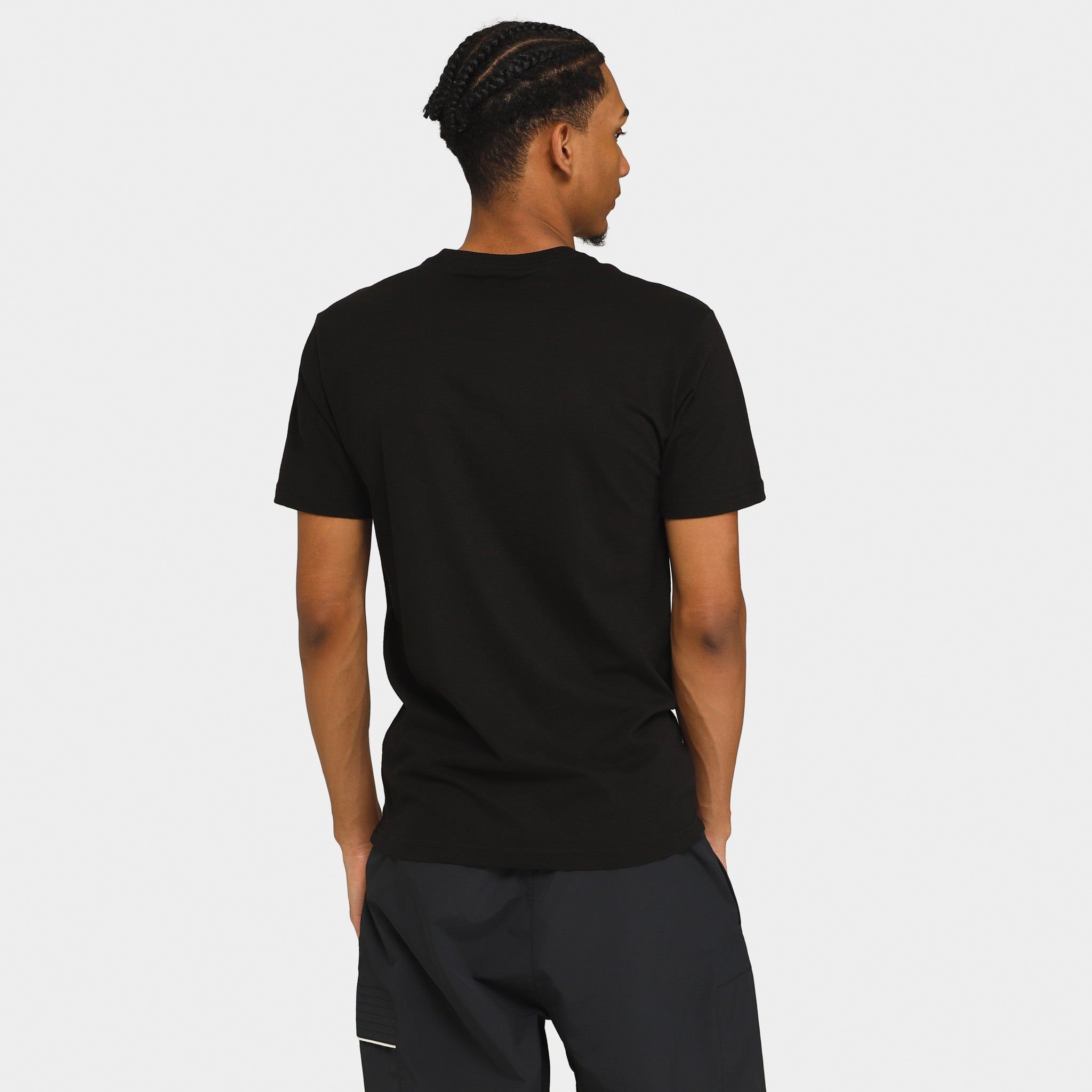 Mitchell & Ness Toronto Raptors Graphic T-shirt Black / Gold sold by JD Sports product image thumbnail 2