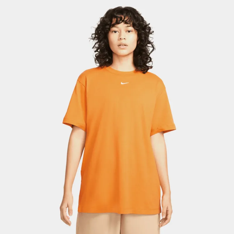 Nike Women's Sportswear Essential T-shirt Light Curry / White sold by JD Sports