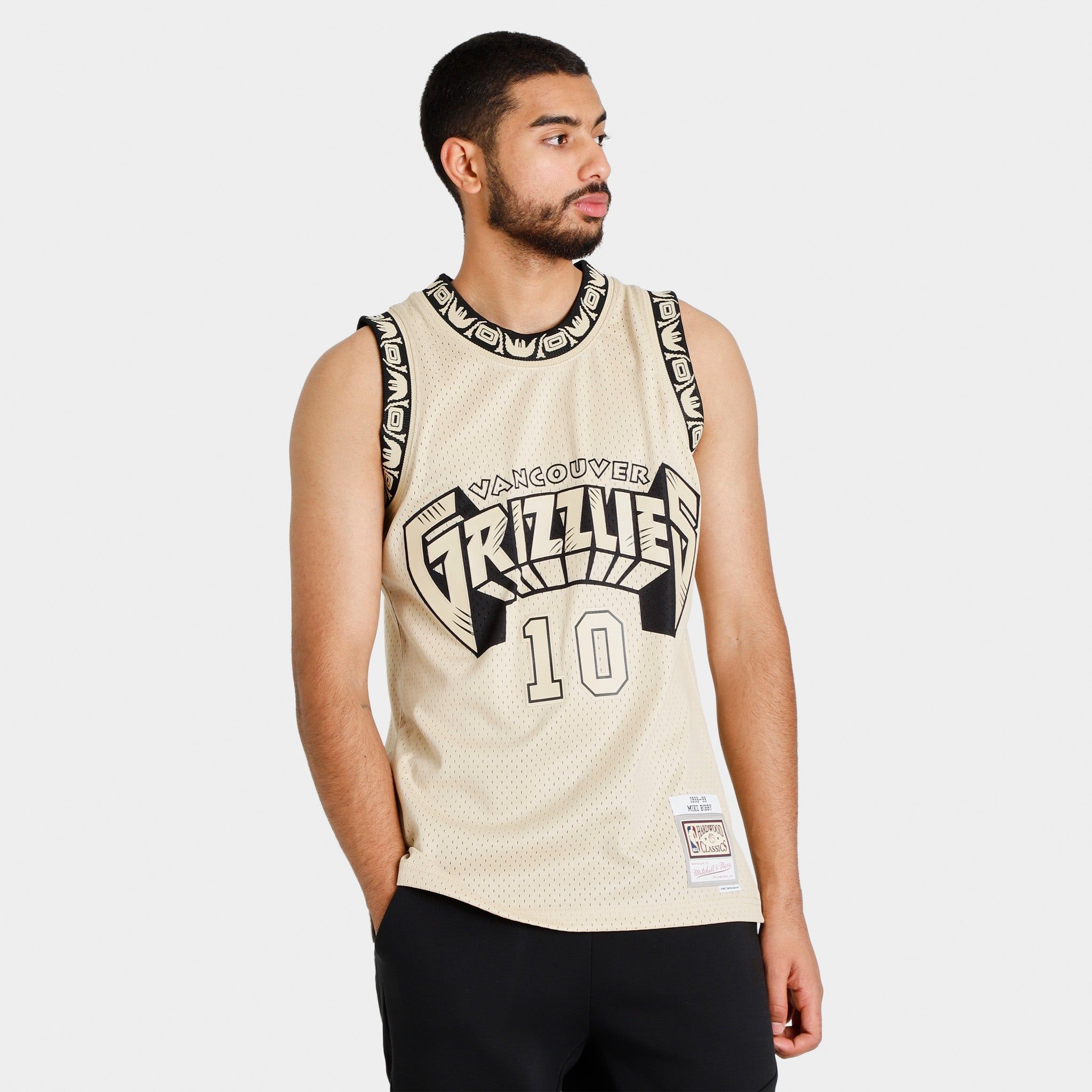 Mitchell & Ness Vancouver Grizzlies Mike Bibby Swingman Jersey Khaki / Black sold by JD Sports