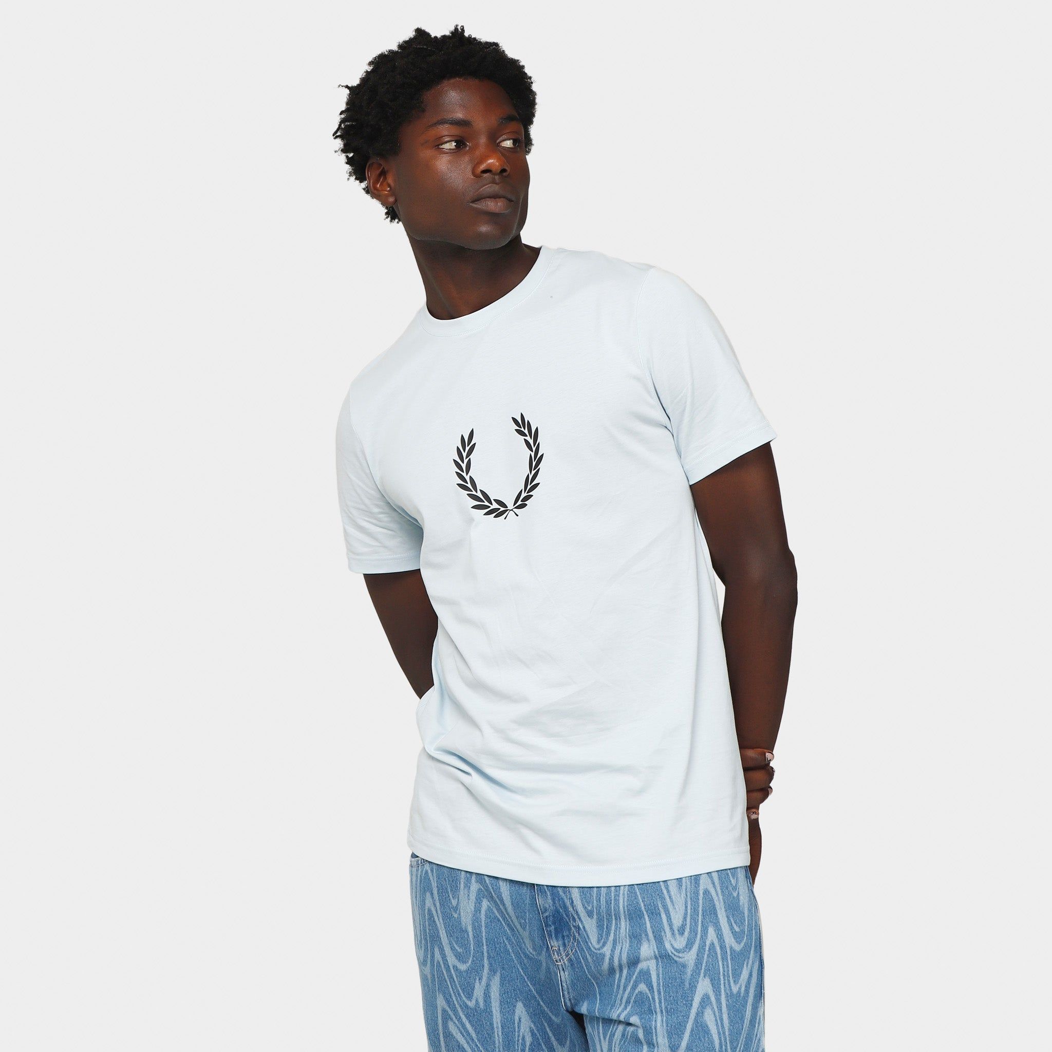 Fred Perry Laurel Wreath Graphic T-shirt / Light Ice sold by JD Sports