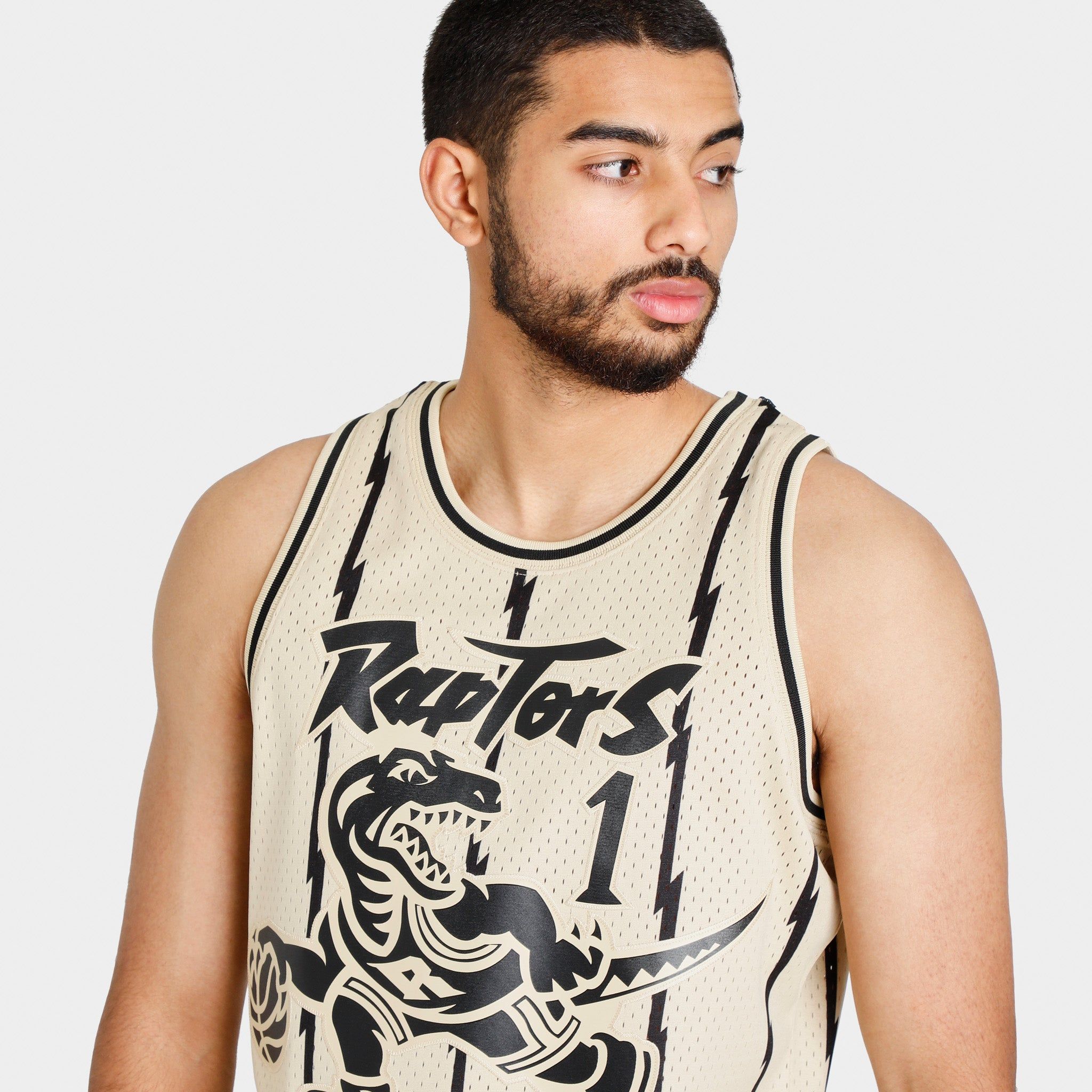 Mitchell & Ness Toronto Raptors Tracy McGrady Swingman Jersey Khaki / Black sold by JD Sports product image thumbnail 5