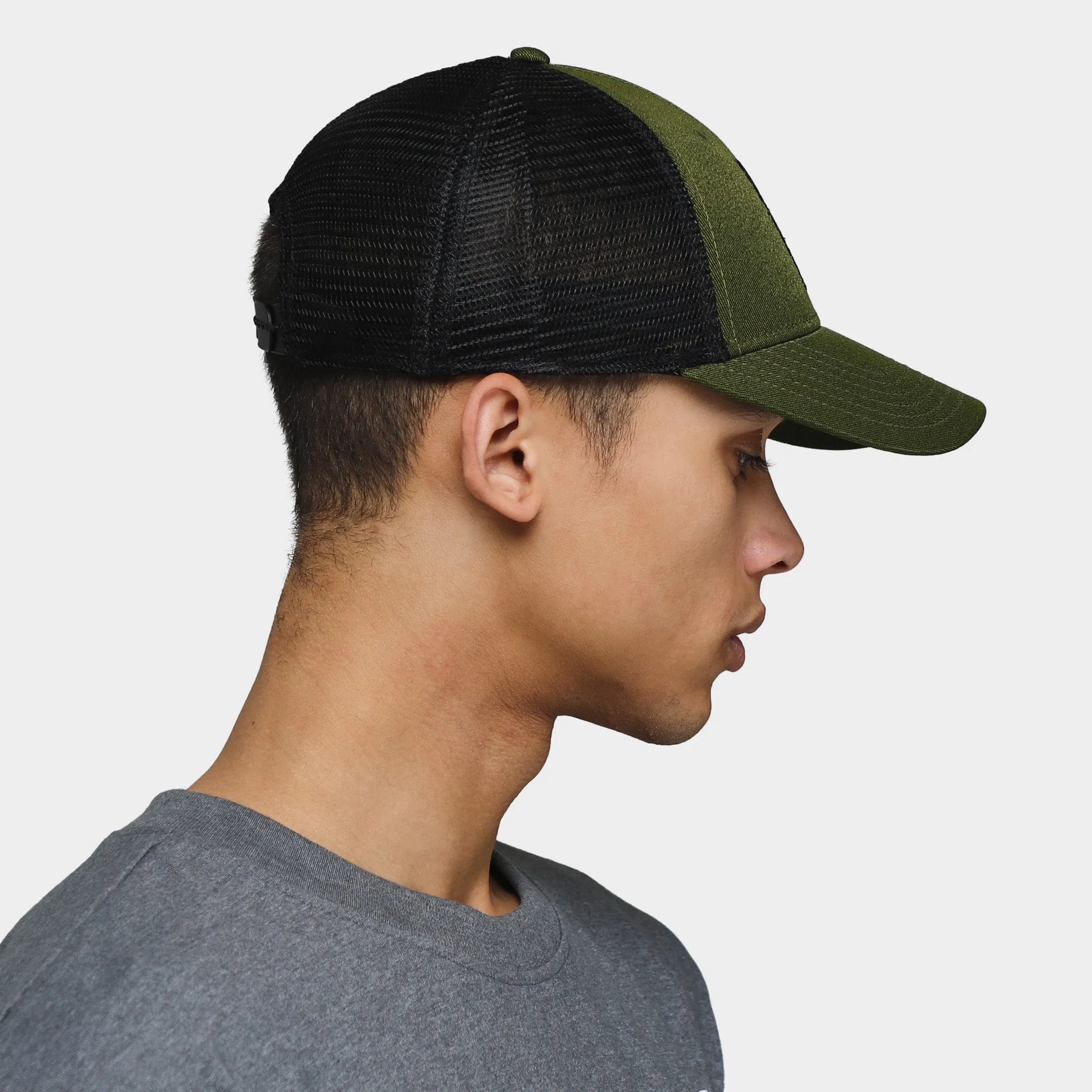 The North Face Mudder Trucker Forest Olive / TNF Black sold by JD Sports product image thumbnail 3