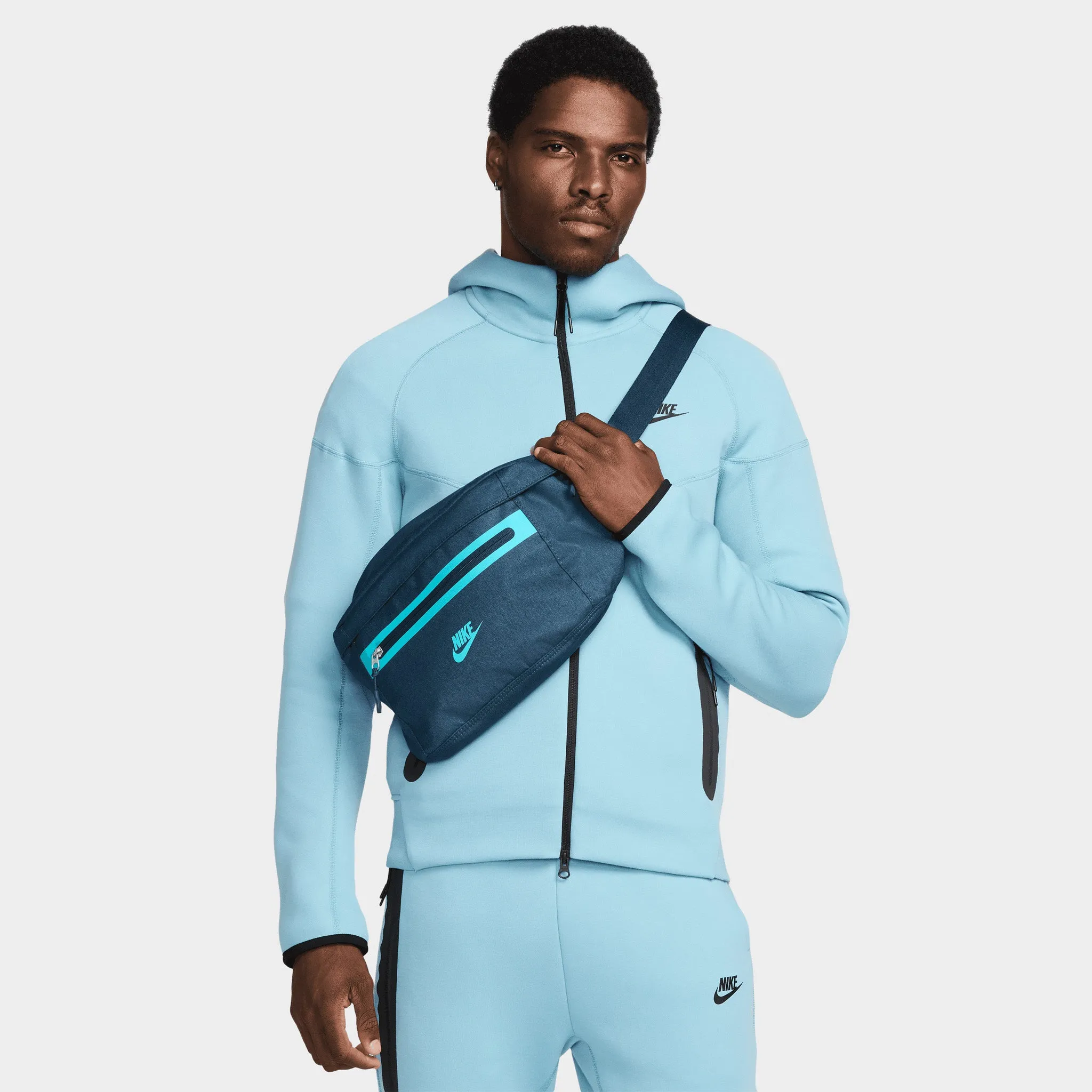 Nike Elemental Premium Fanny Pack (8L) Armoury Navy / Armoury Navy - Dusty Cactus sold by JD Sports
