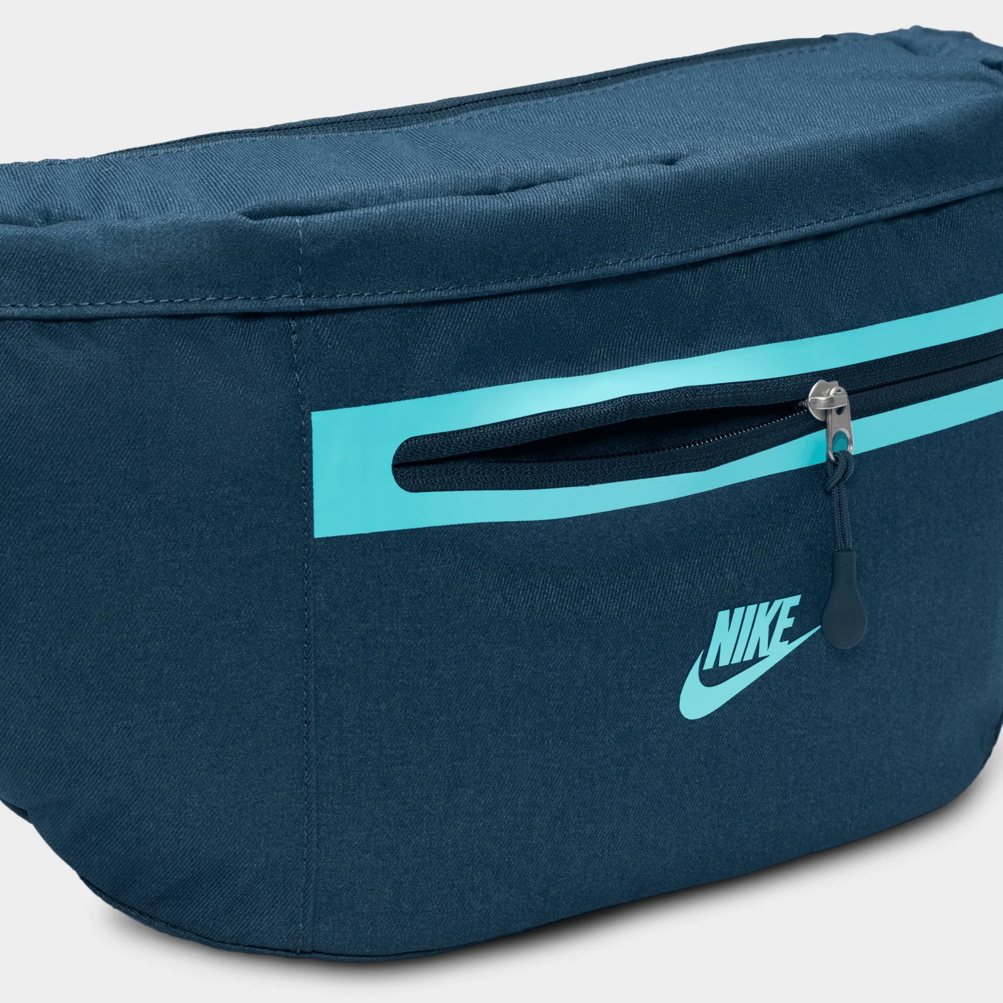 Nike Elemental Premium Fanny Pack (8L) Armoury Navy / Armoury Navy - Dusty Cactus sold by JD Sports product image thumbnail 4