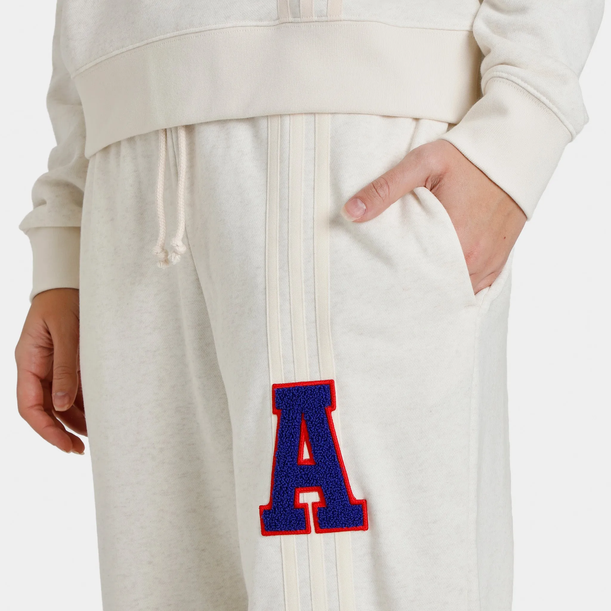 adidas Originals Women's Sweatpants / Wonder White sold by JD Sports product image thumbnail 2