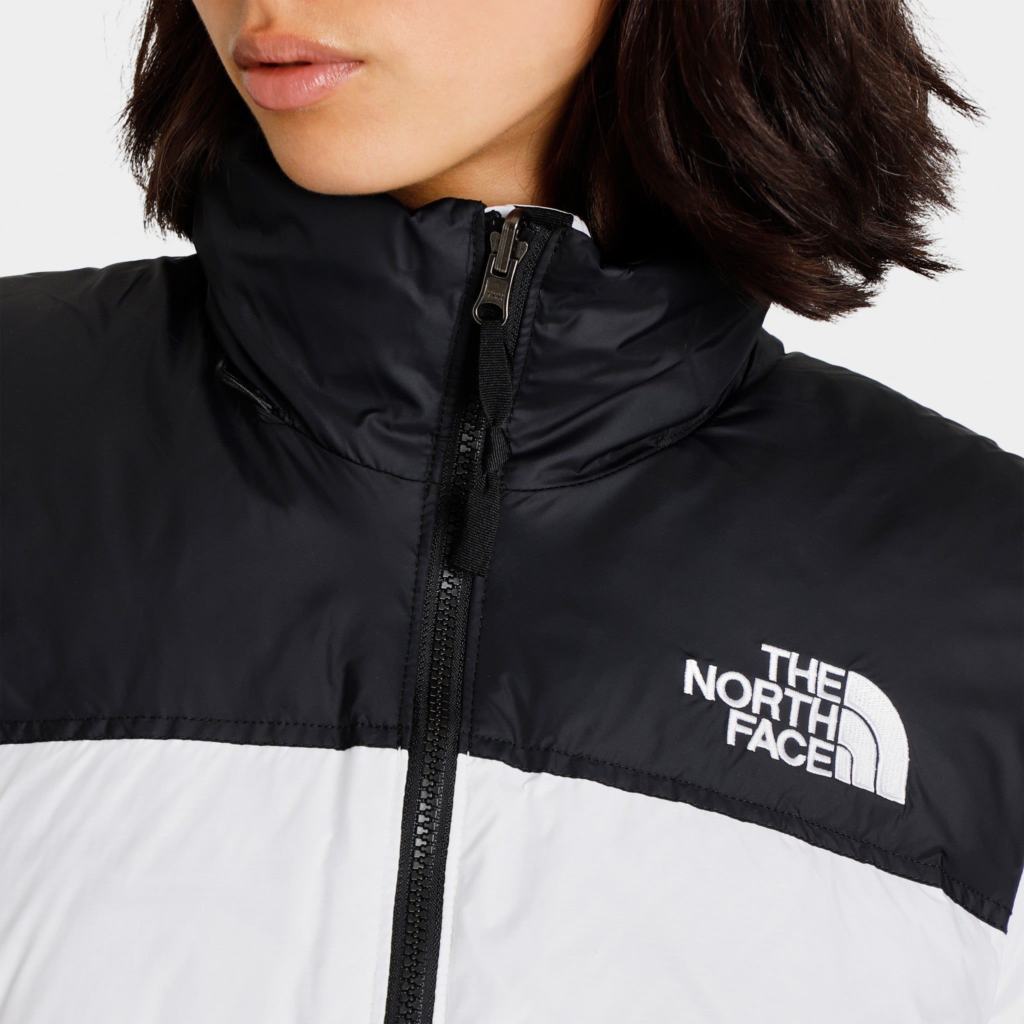 The North Face Women's 1996 Retro Nuptse Jacket / TNF White sold by JD Sports product image thumbnail 4