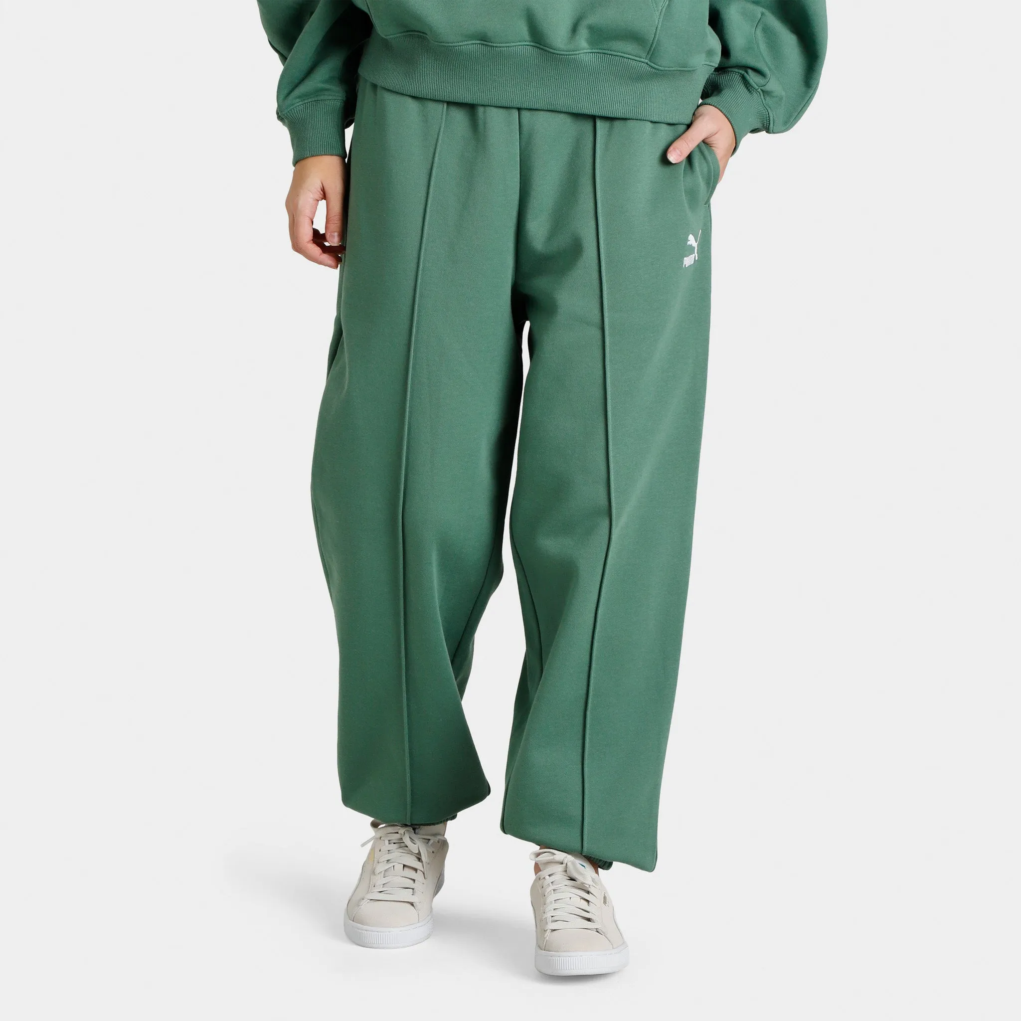 Puma Women's Classics Sweatpants / Deep Forest sold by JD Sports