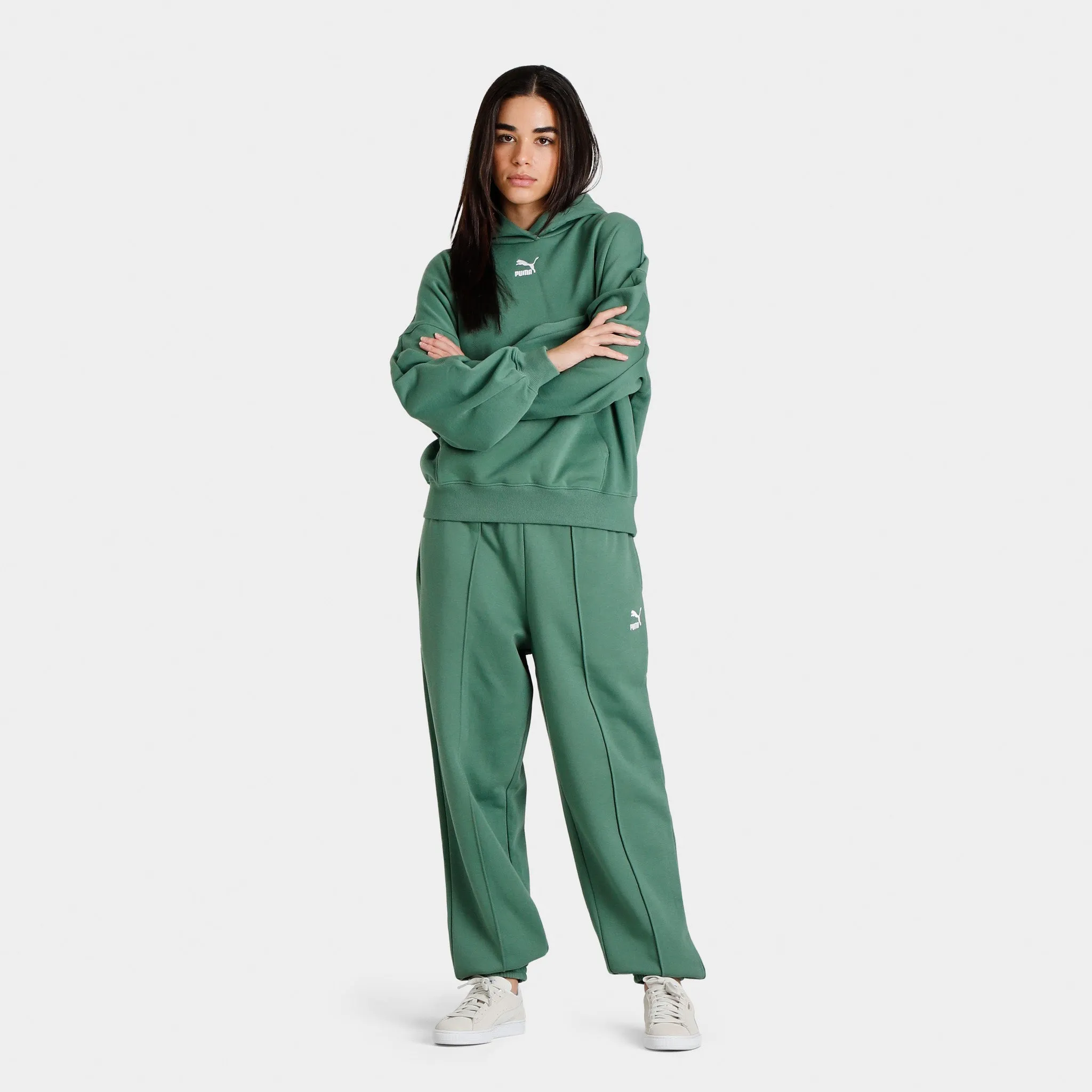 Puma Women's Classics Sweatpants / Deep Forest sold by JD Sports product image thumbnail 3
