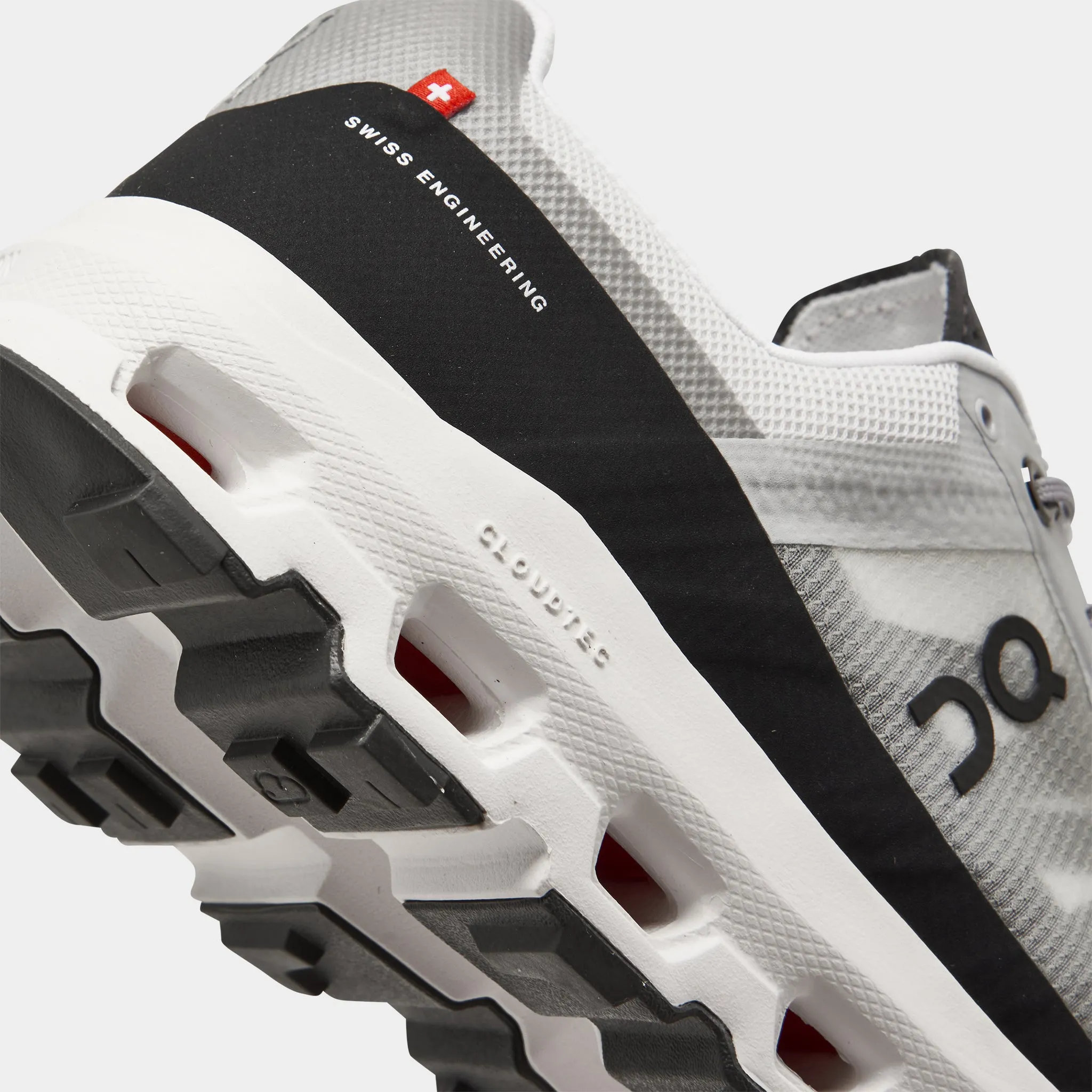 On Cloudvista Glacier / Black sold by JD Sports product image thumbnail 3