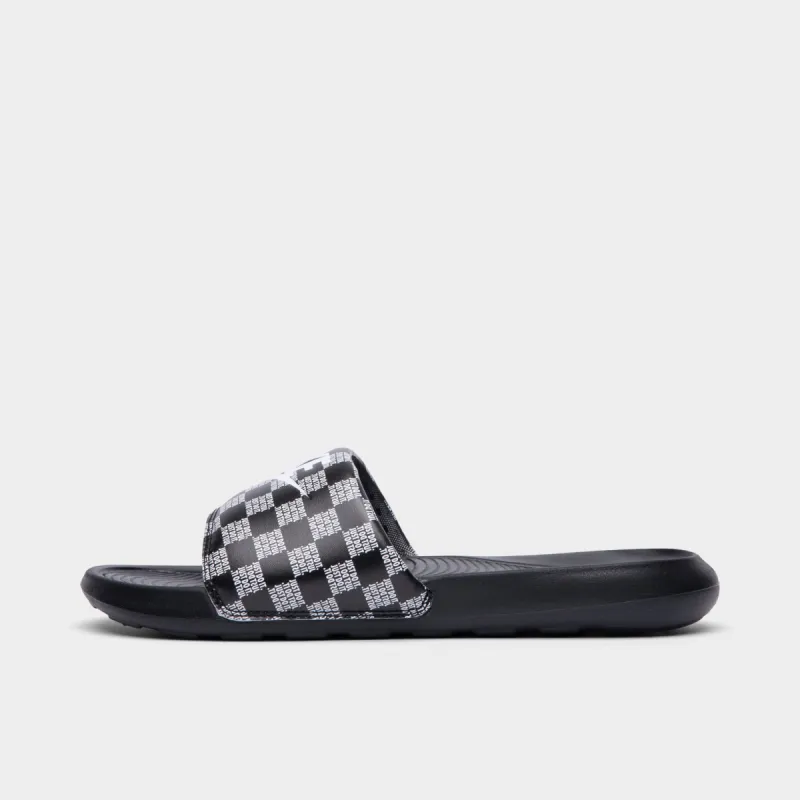 Nike Victori One Print Black / White sold by JD Sports