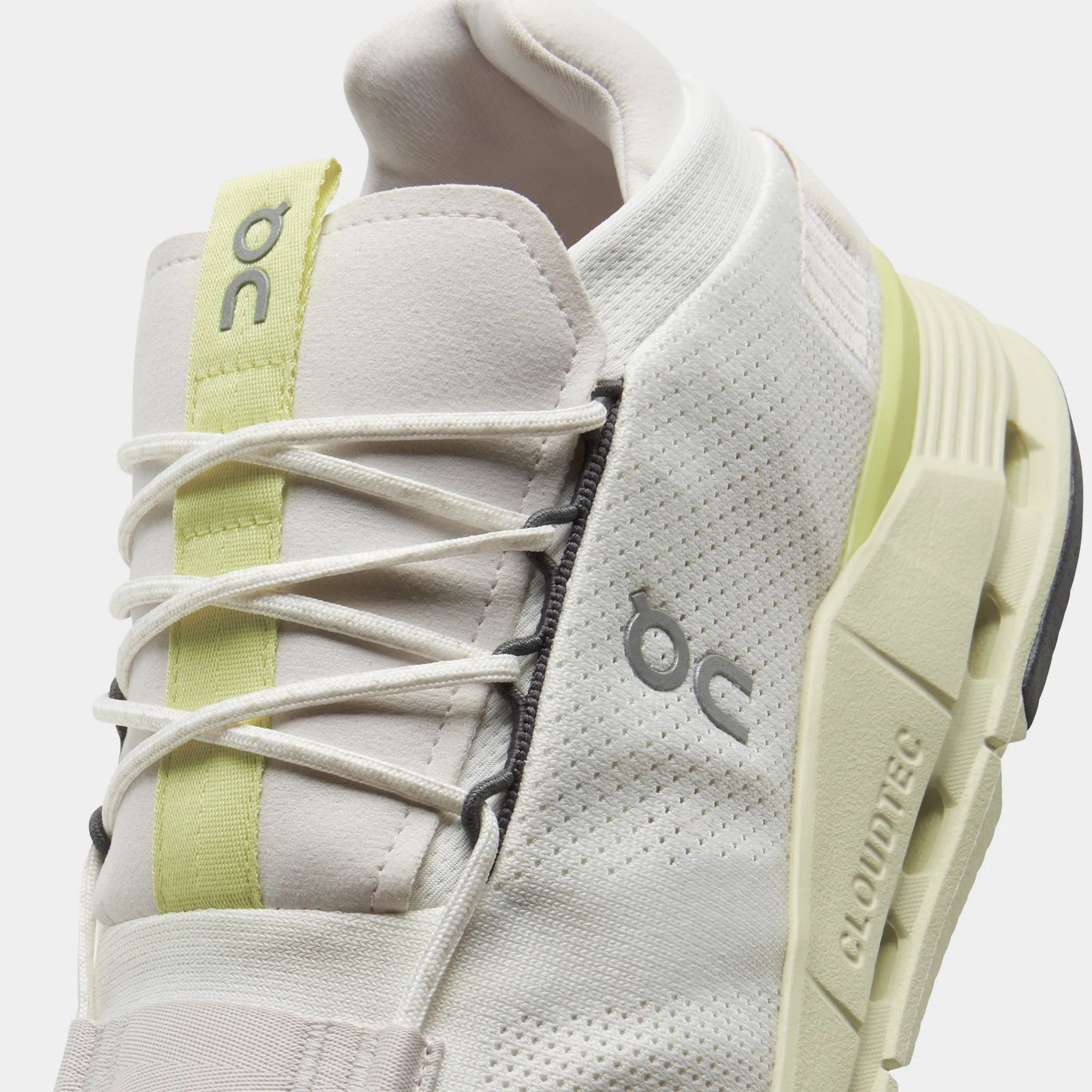 On Cloudvista White / Grey - Yellow sold by JD Sports product image thumbnail 3