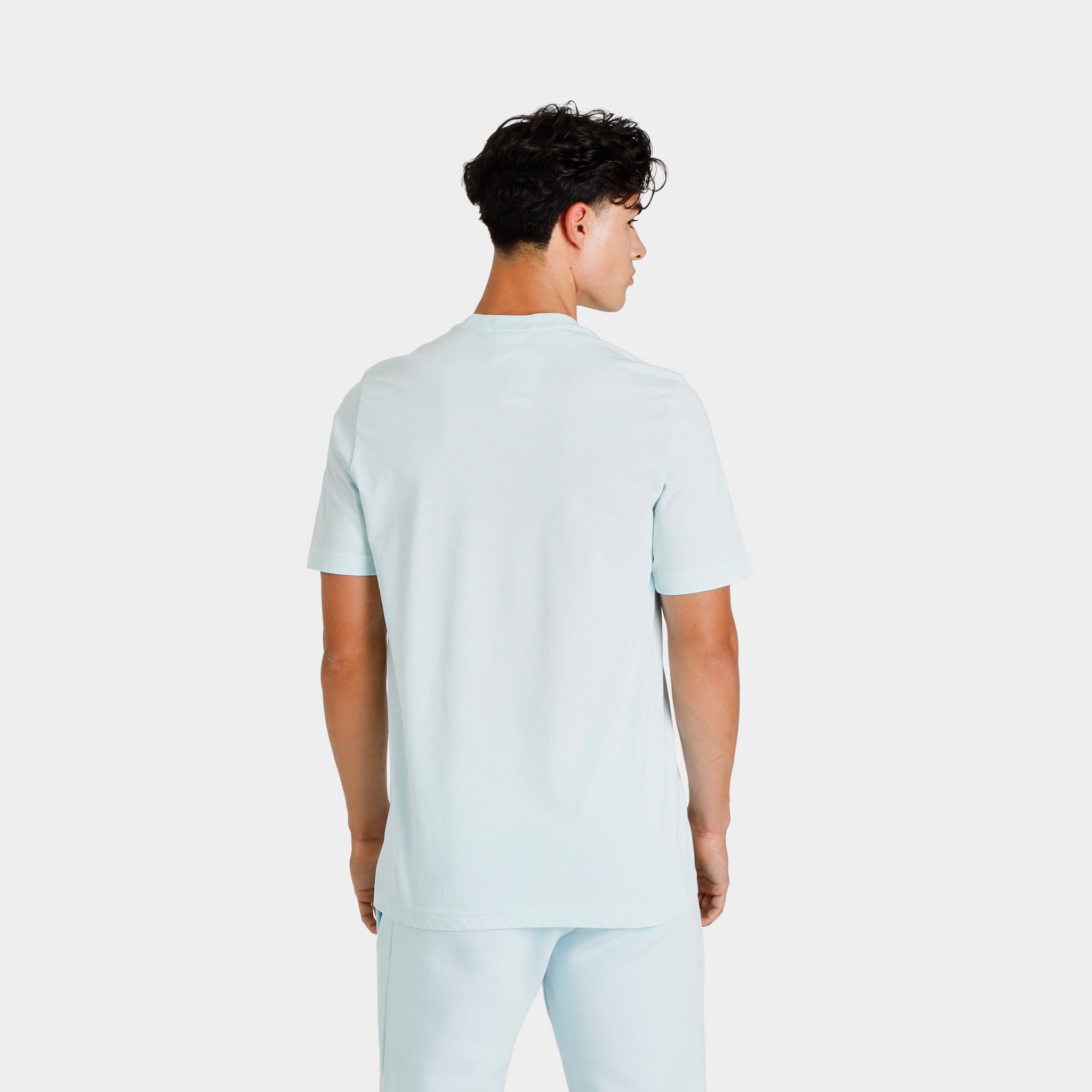 adidas Originals Adicolor Essentials Trefoil T-shirt / Almost Blue sold by JD Sports product image thumbnail 2