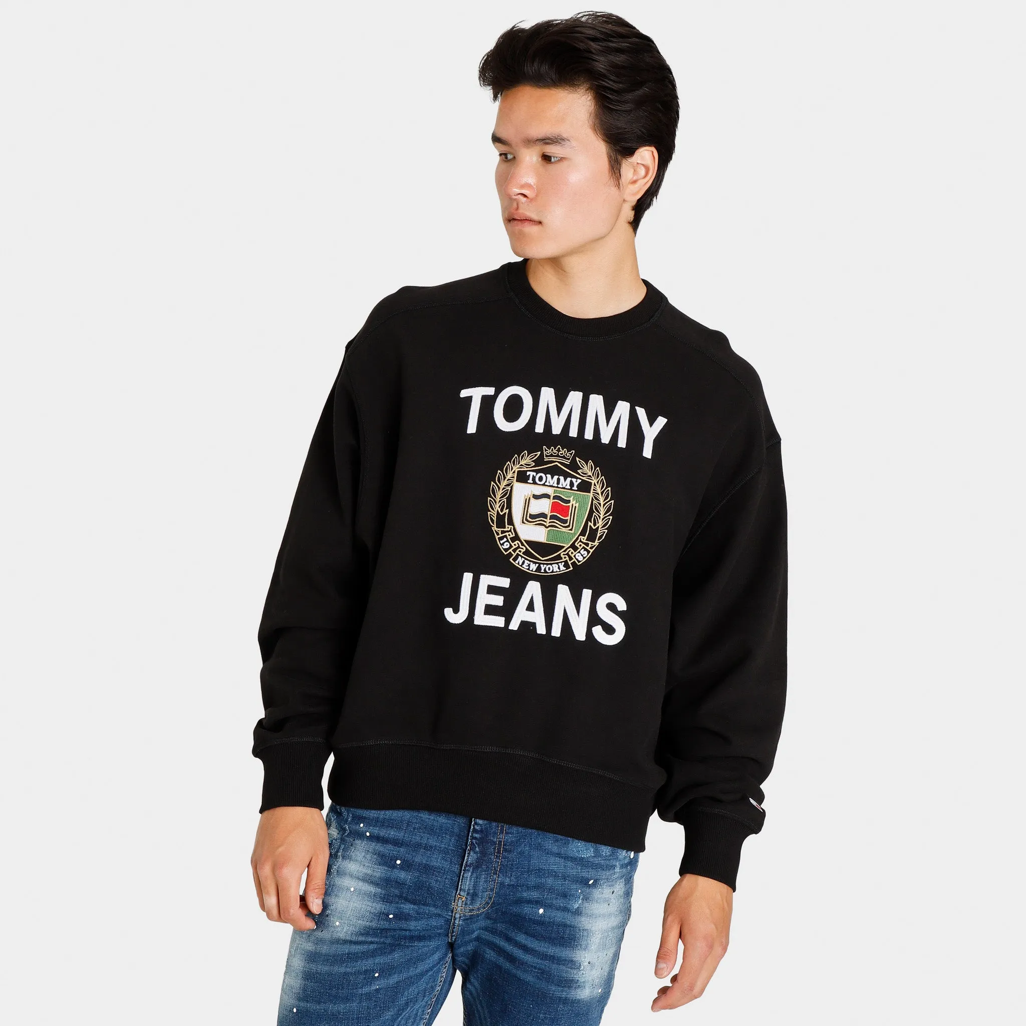 Tommy Jeans TJ Crest Logo Crewneck / Black sold by JD Sports