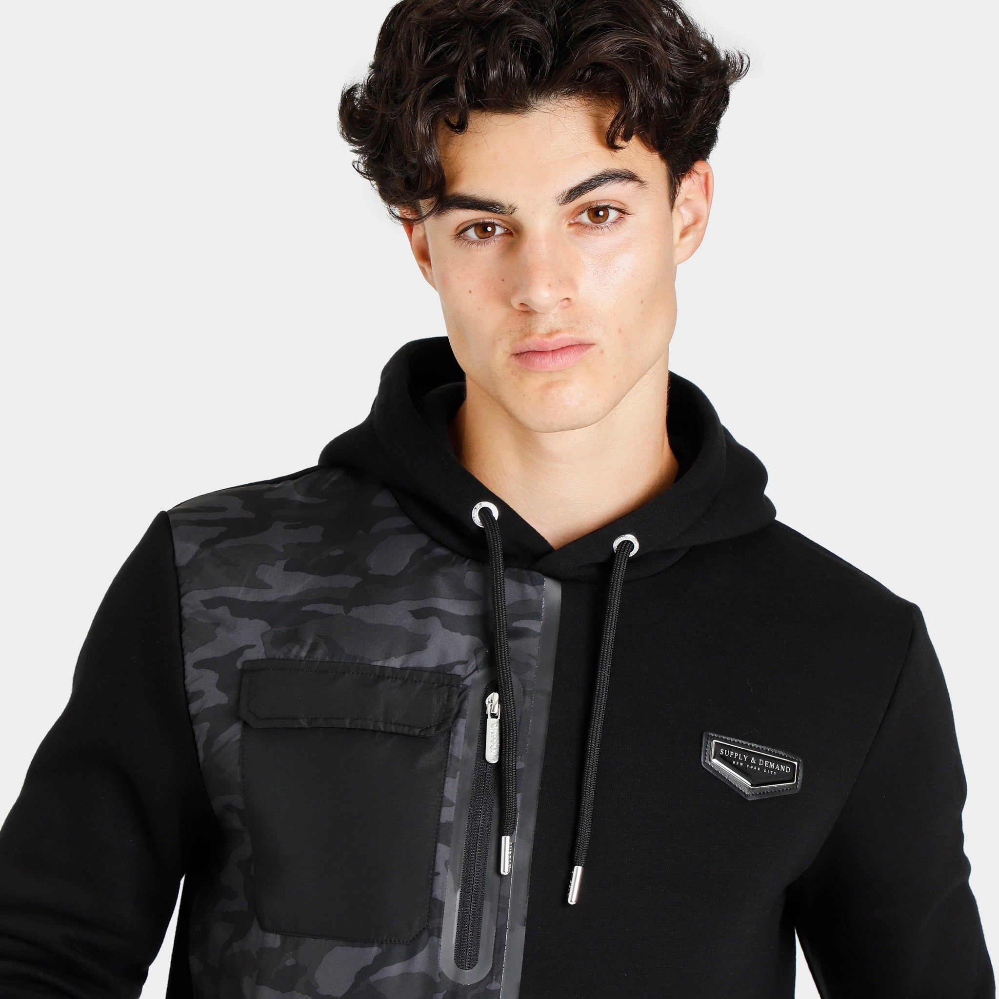 Supply & Demand Confide Pullover Hoodie / Black sold by JD Sports product image thumbnail 4