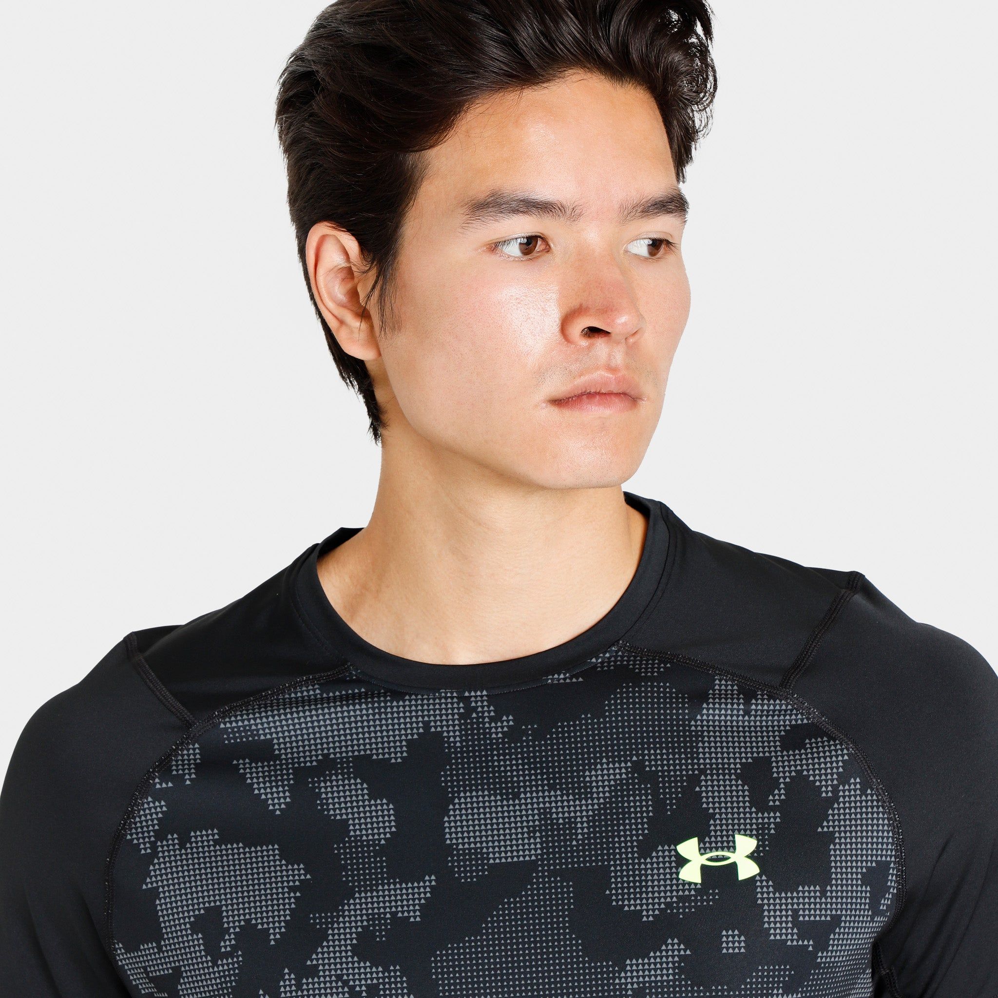 Under Armour JD HeatGear Camo T-shirt Black / Lime Surge sold by JD Sports product image thumbnail 3