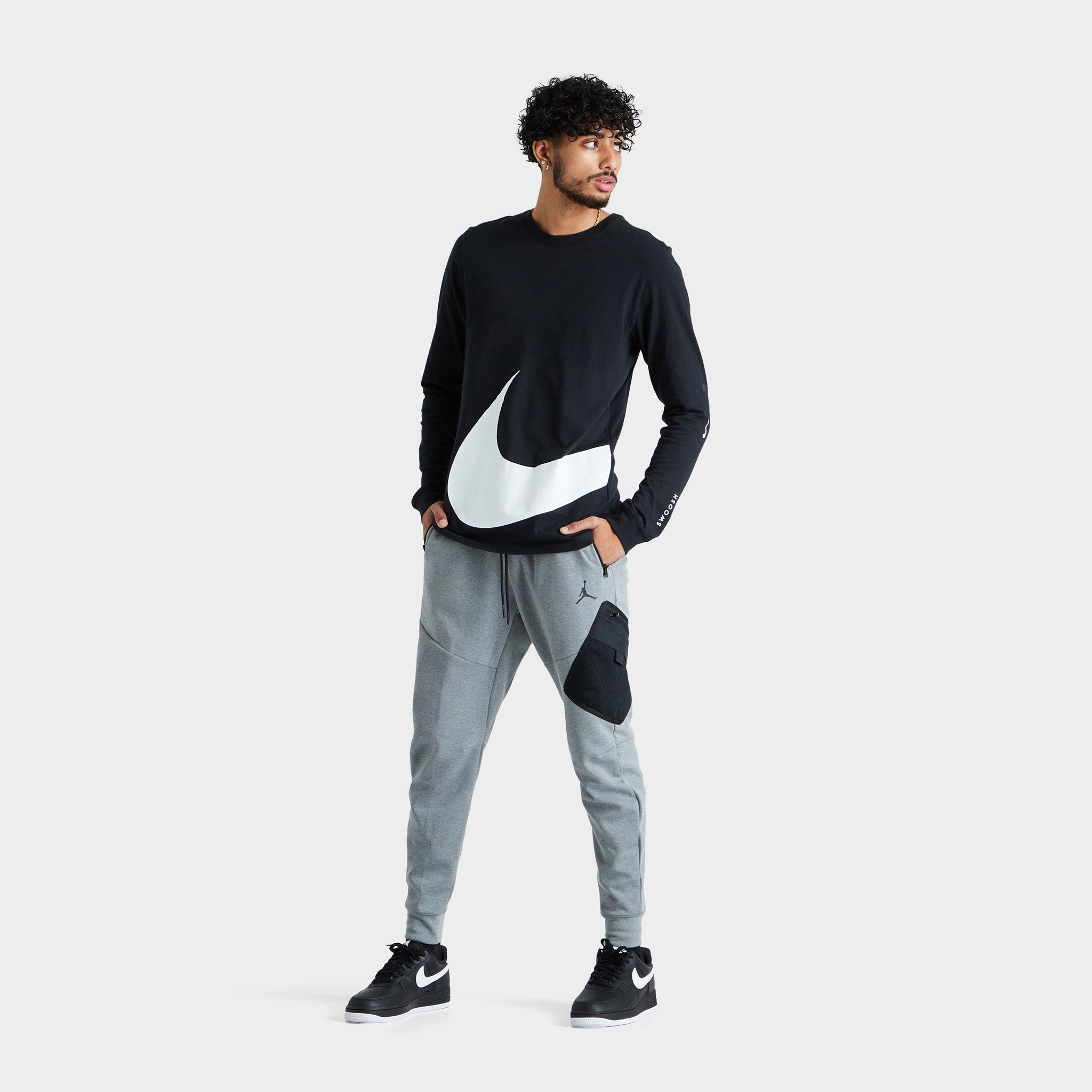 Nike Sportswear Graphic Long Sleeve T-shirt / Black sold by JD Sports product image thumbnail 5