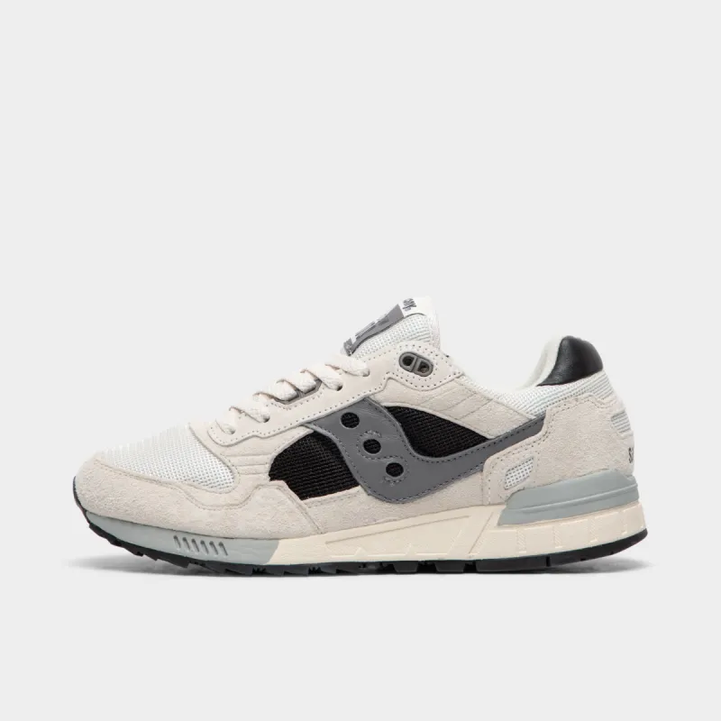 Saucony Shadow 5000 White / Black sold by JD Sports