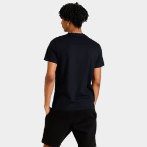 Fred Perry Laurel Wreath Graphic T-shirt / Navy sold by JD Sports