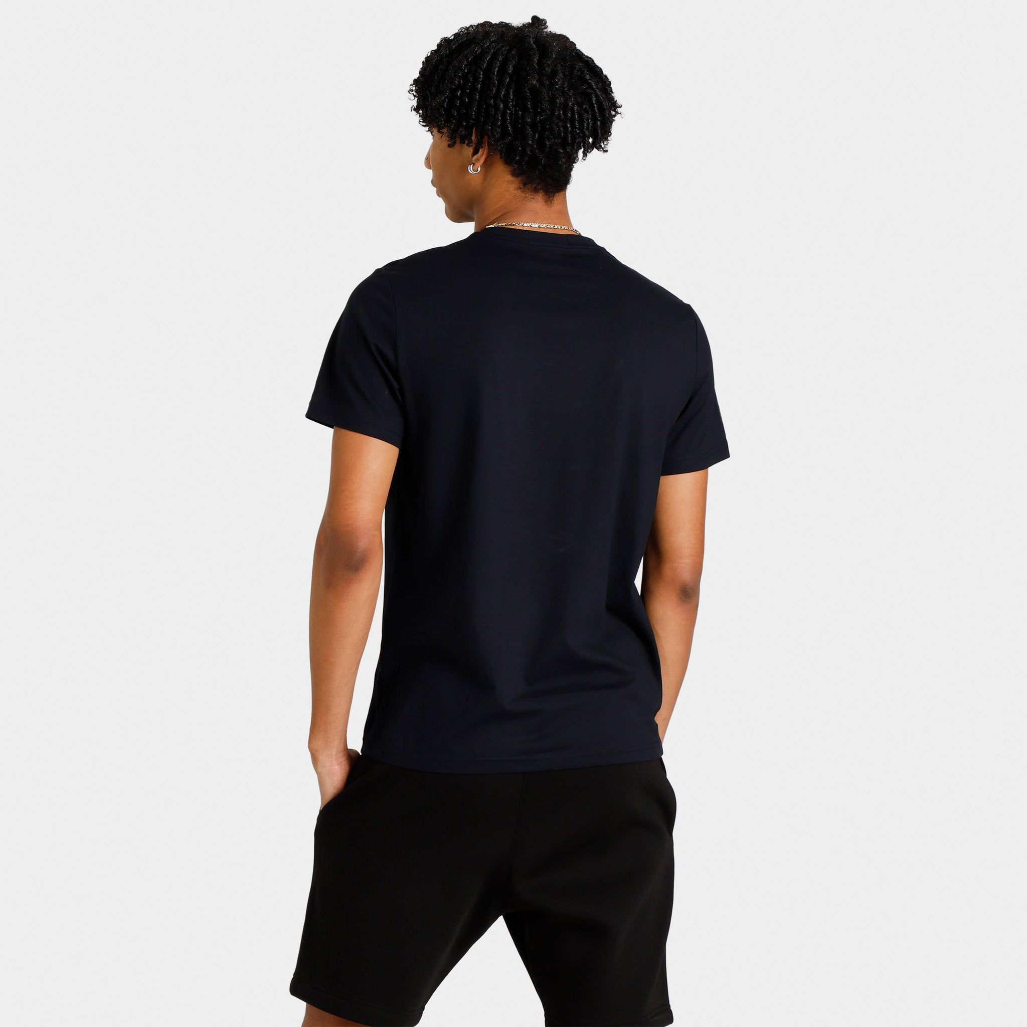 Fred Perry Laurel Wreath Graphic T-shirt / Navy sold by JD Sports product image thumbnail 2