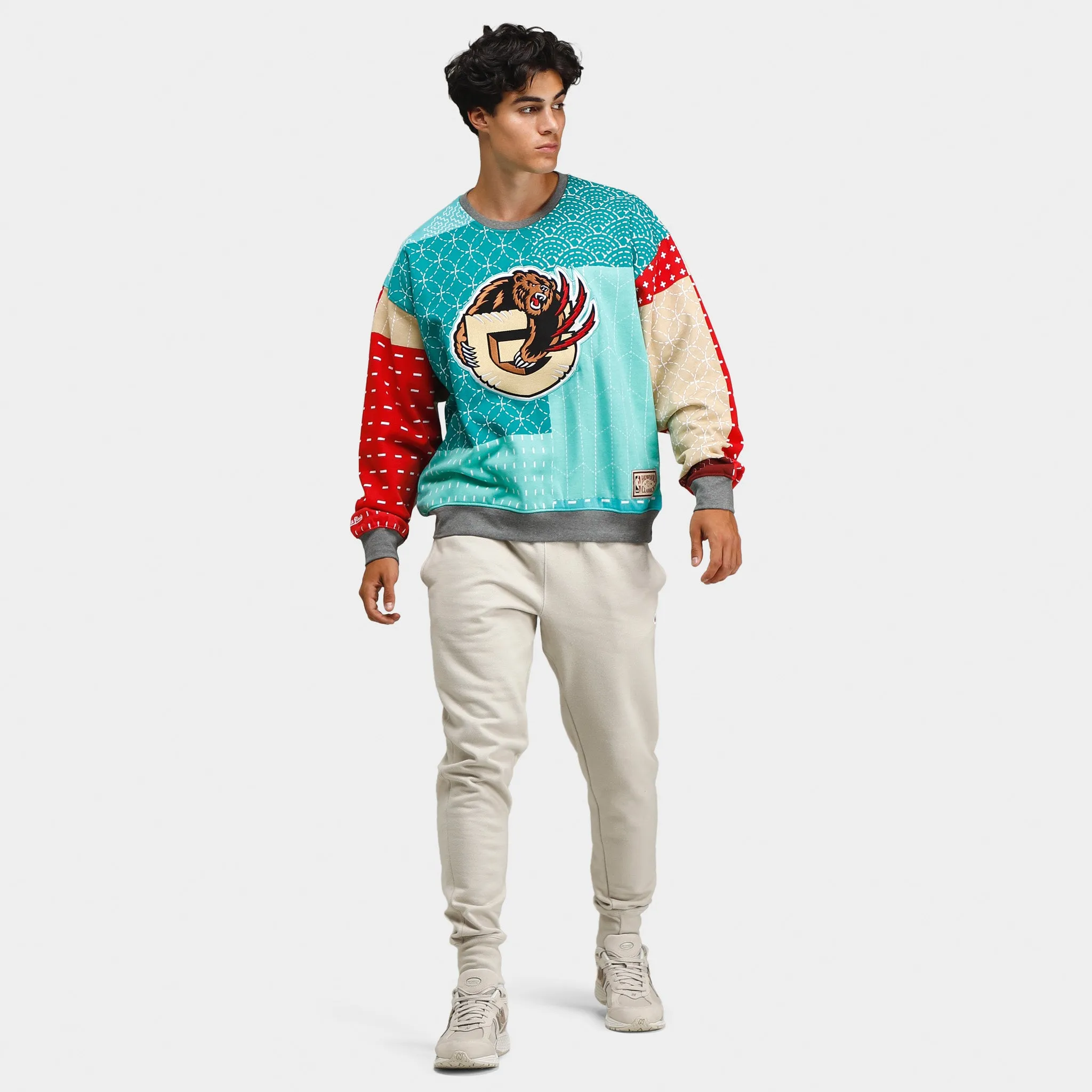 Mitchell & Ness Vancouver Grizzlies Kapital Crewneck / Teal sold by JD Sports product image thumbnail 5