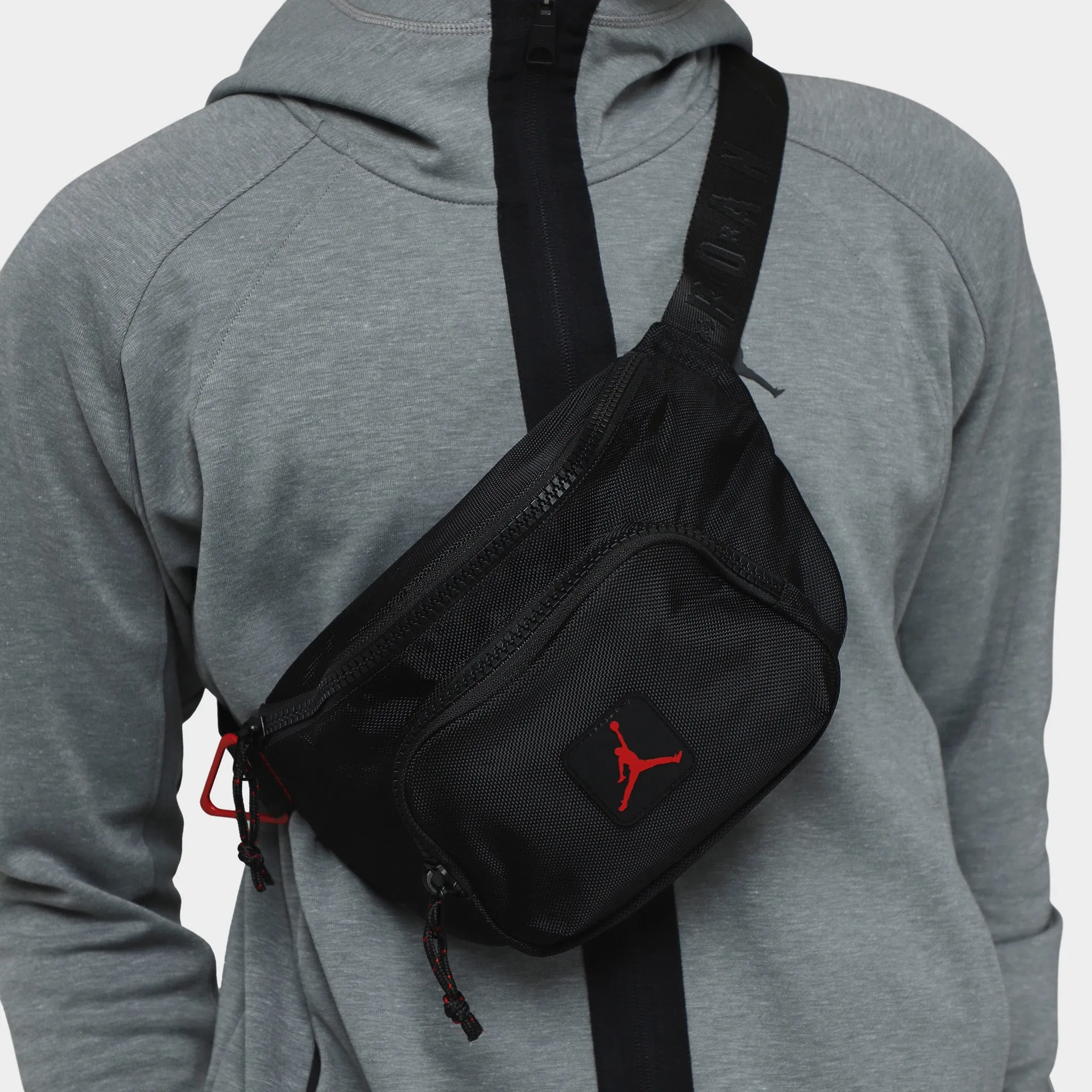 Jordanモデル【NIKE】Jordan Rise Crossbody Bag☆ クロスボディ Jordan Rise Crossbody Bag (3.6L). Nike.com