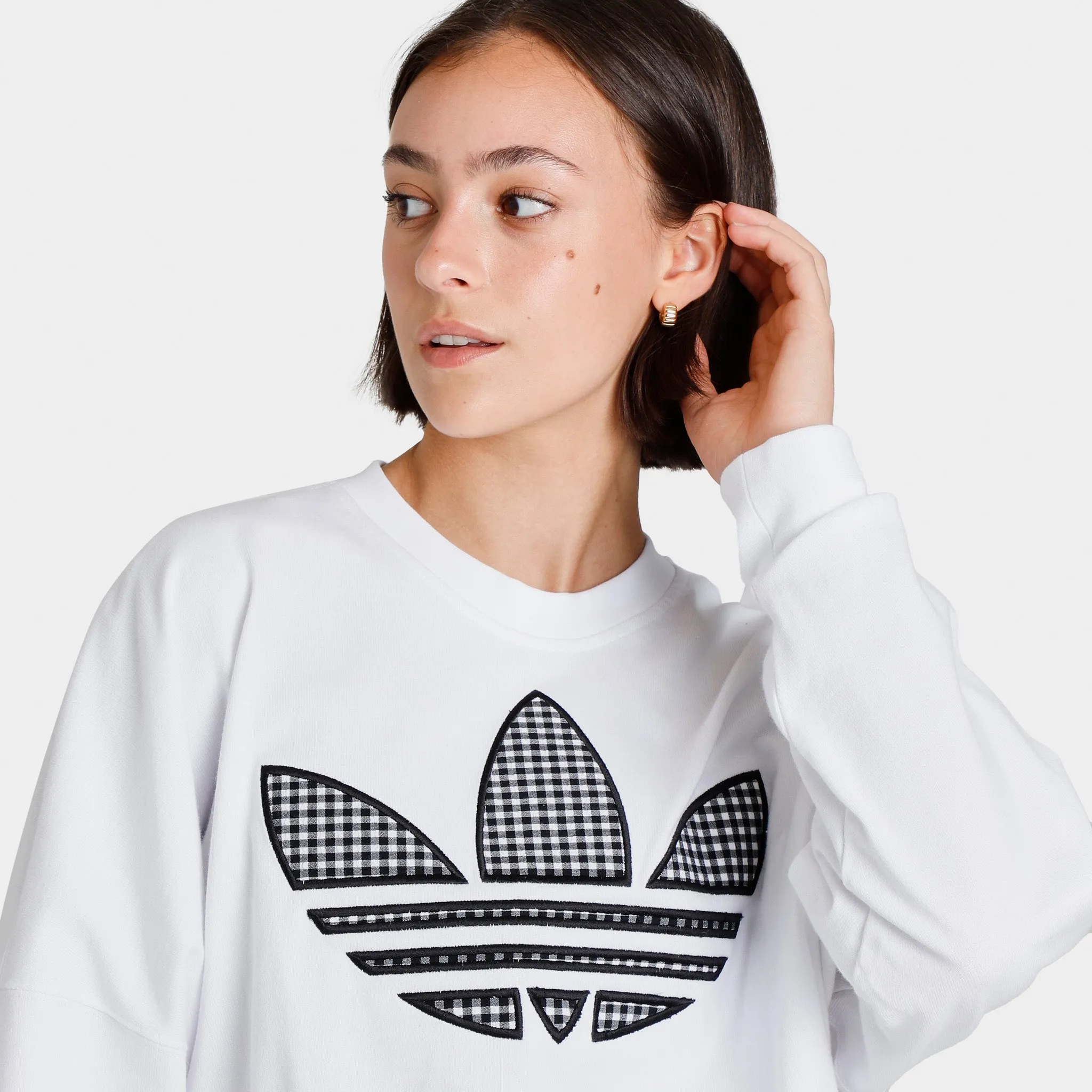 adidas Originals Women’s Loose Sweatshirt with Trefoil / White sold by JD Sports product image thumbnail 3