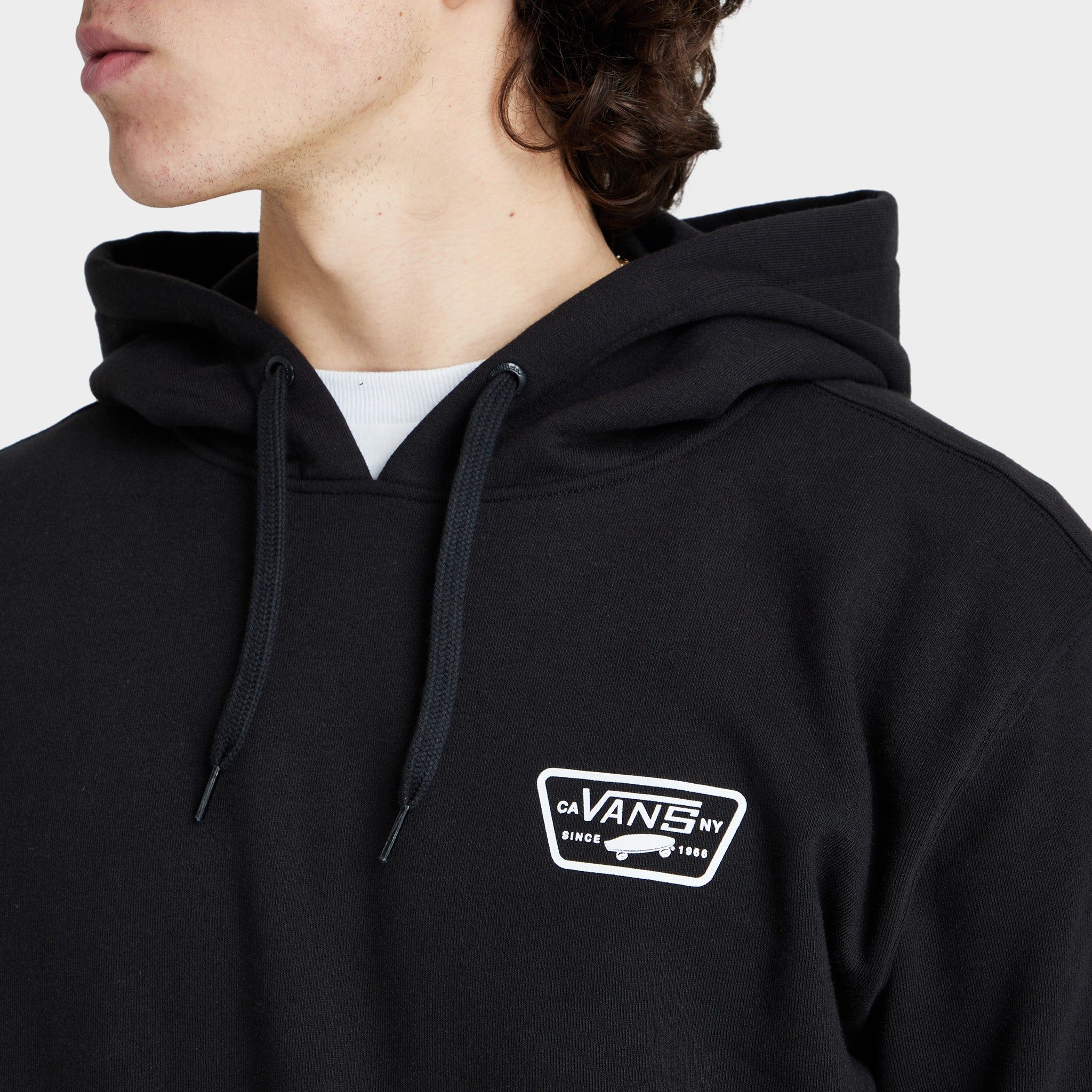 Vans Full Patched II Pullover Hoodie / Black sold by JD Sports product image thumbnail 4