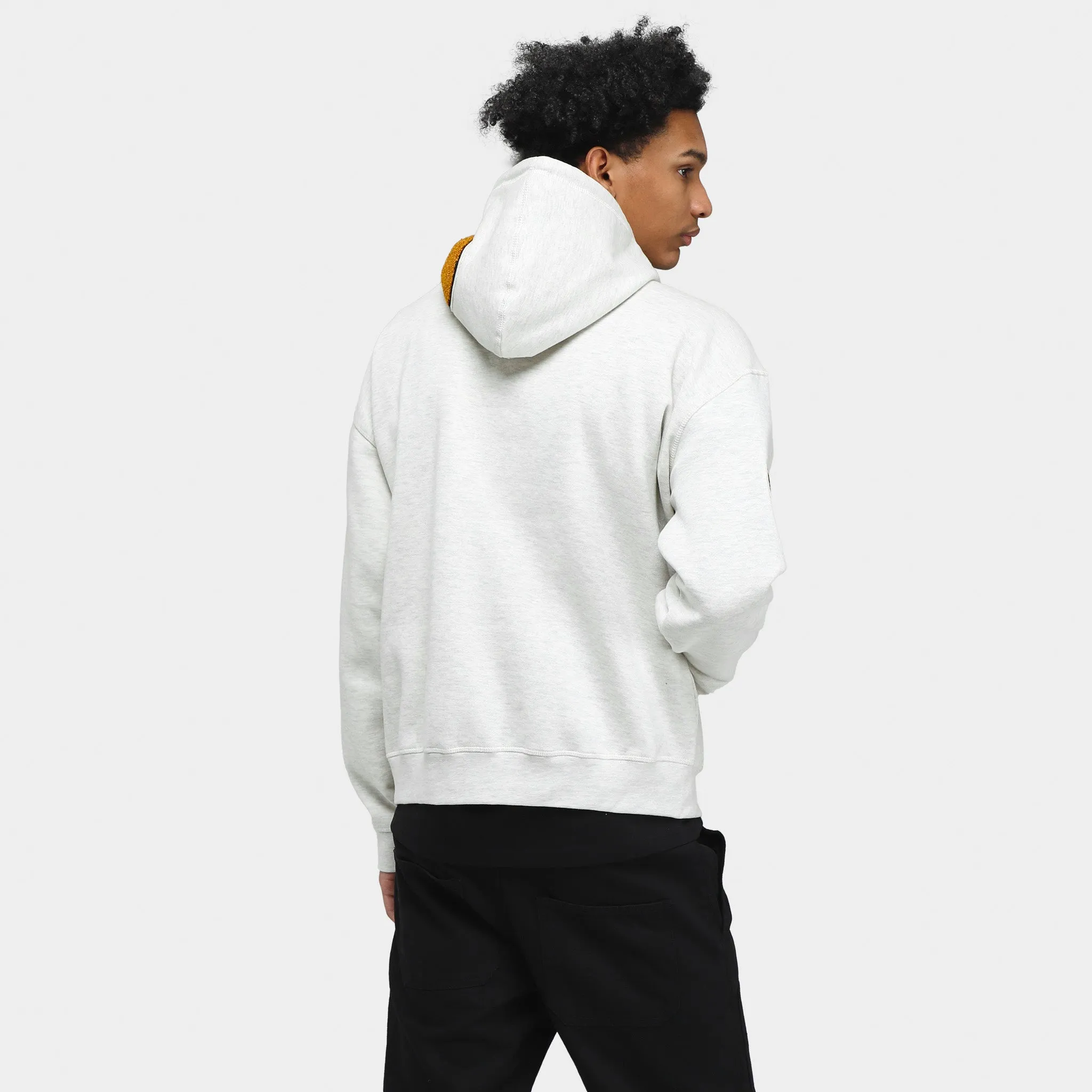Mitchell & Ness Vancouver Grizzlies Varsity Pullover Hoodie / Oatmeal sold by JD Sports product image thumbnail 2