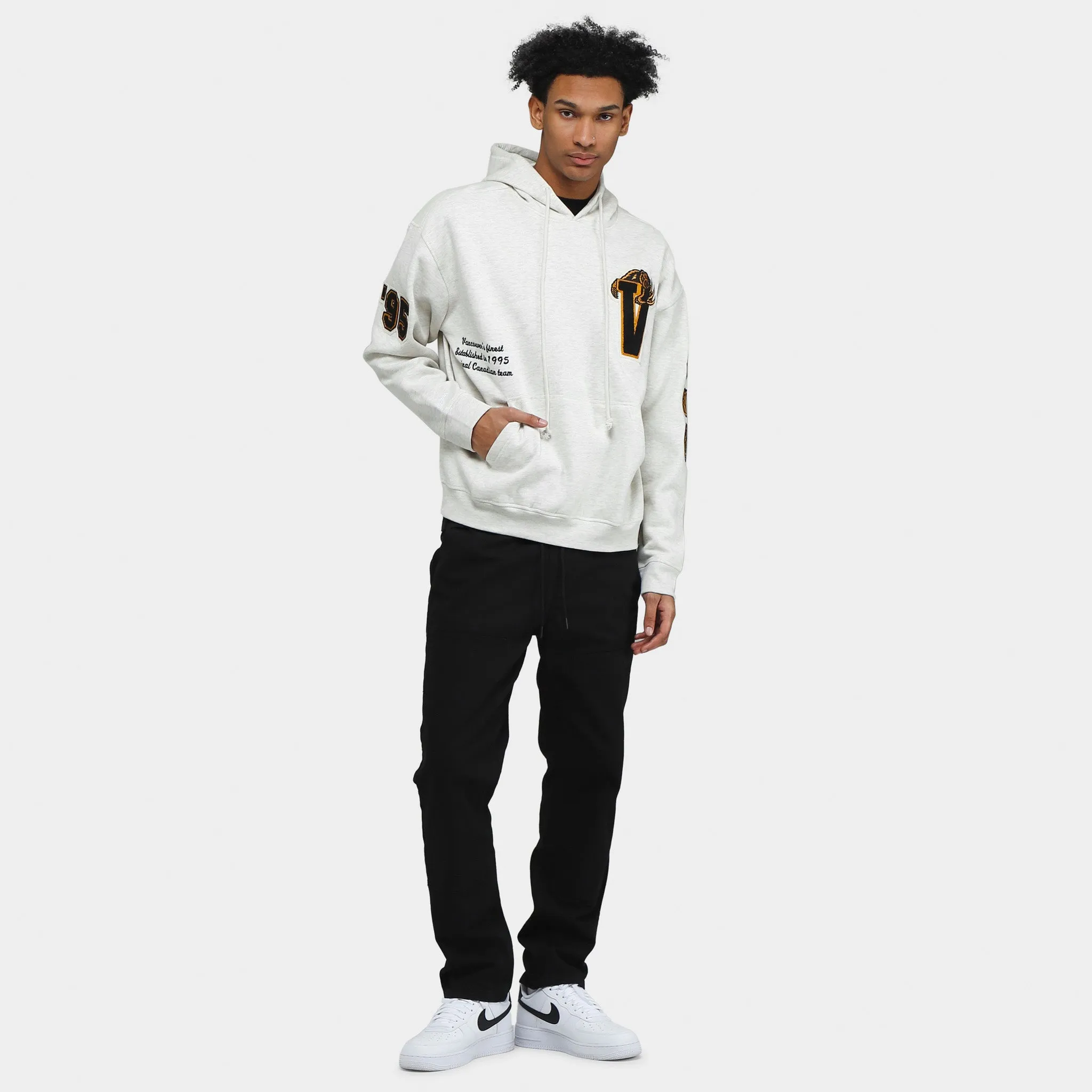 Mitchell & Ness Vancouver Grizzlies Varsity Pullover Hoodie / Oatmeal sold by JD Sports product image thumbnail 5