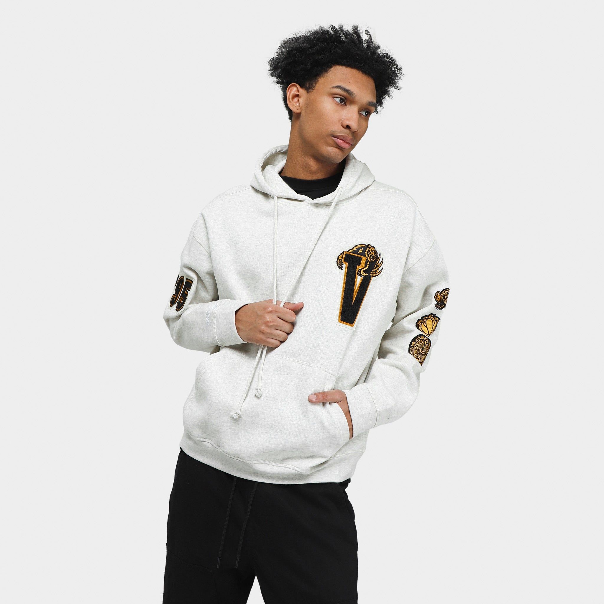 Vancouver Grizzlies Varsity Oversized Hoodie / Oatmeal sold by JD Sports