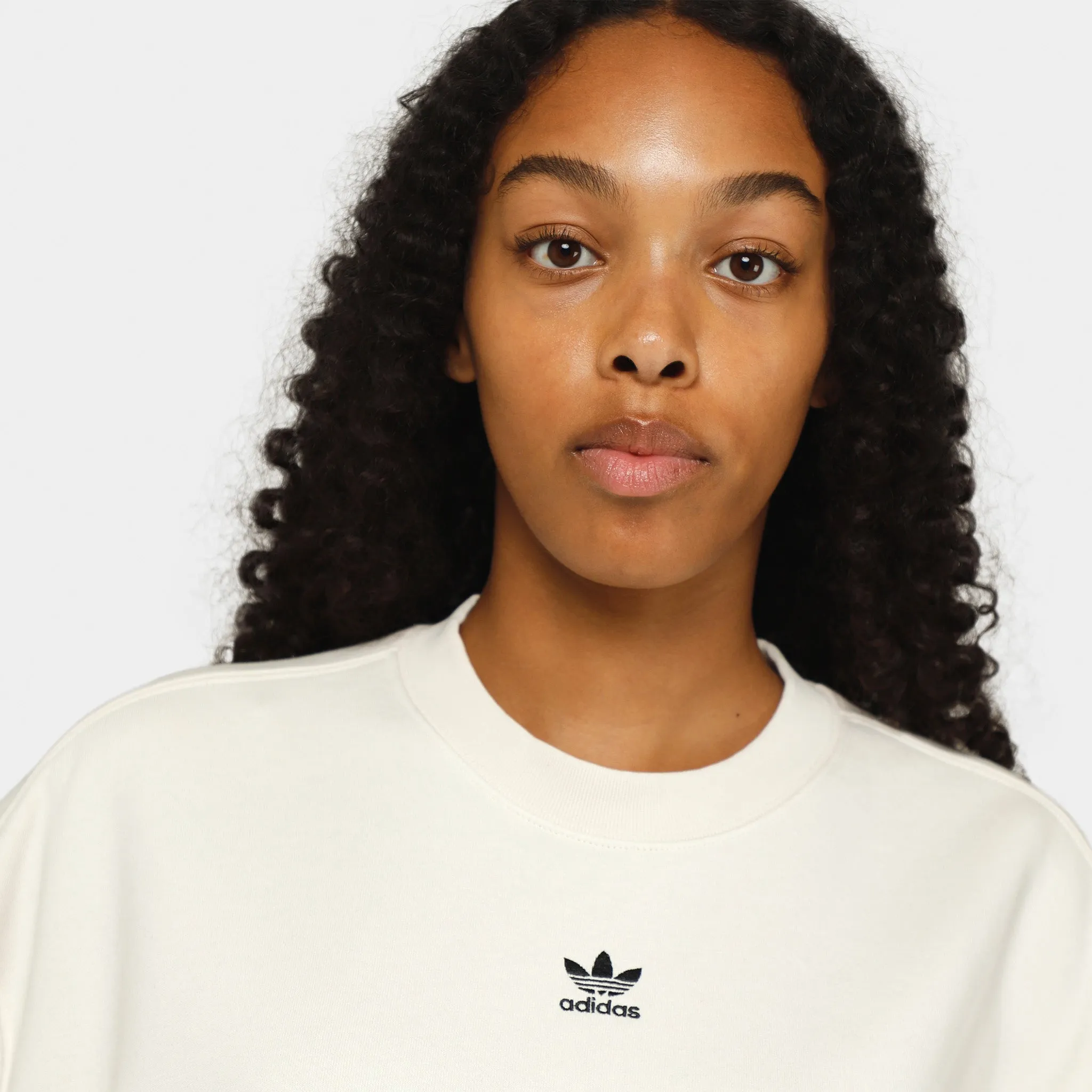 adidas Originals Women's Adicolor Essentials Crewneck / Wonder White sold by JD Sports product image thumbnail 3