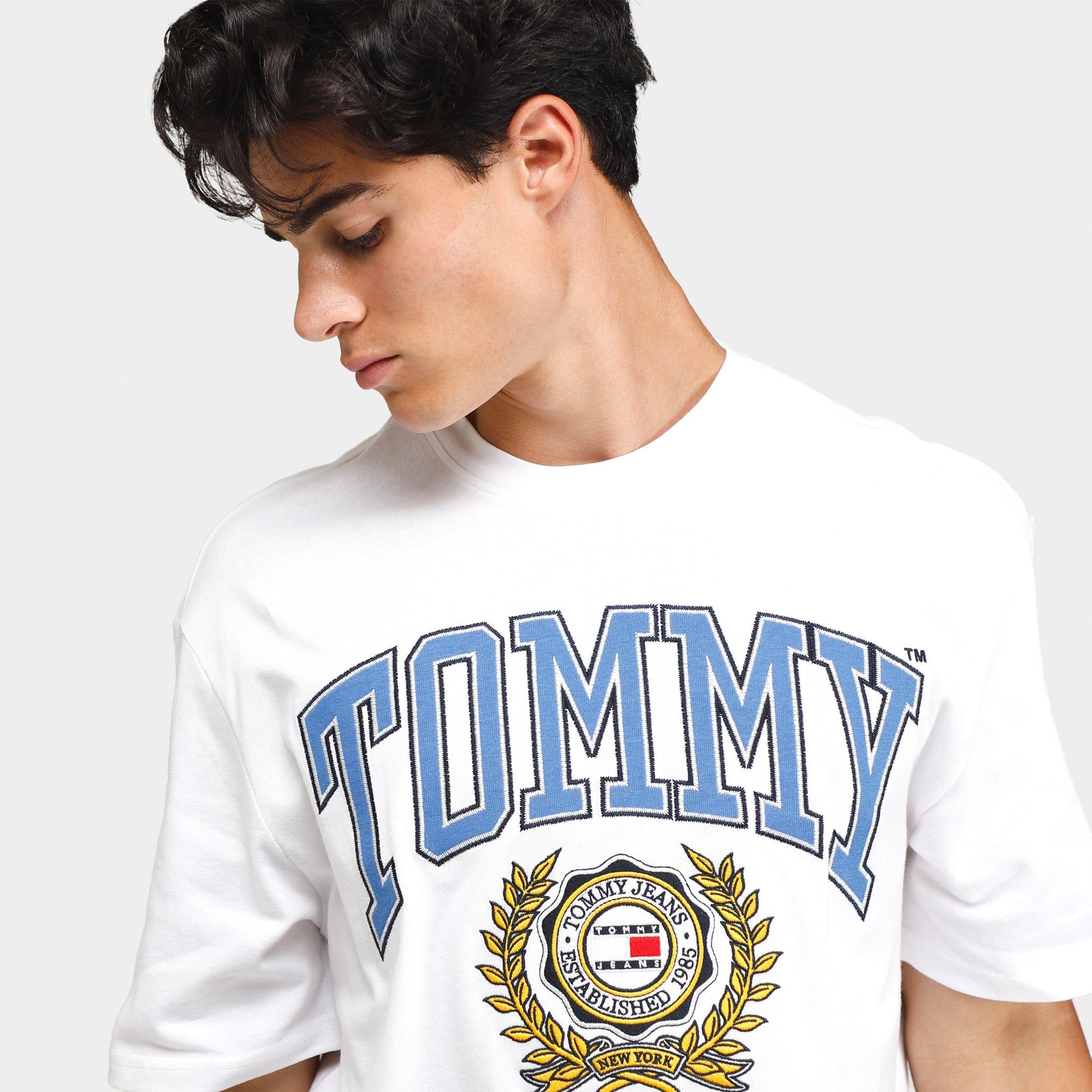 Tommy Jeans Collegiate Logo Skater T-shirt / White sold by JD Sports product image thumbnail 3