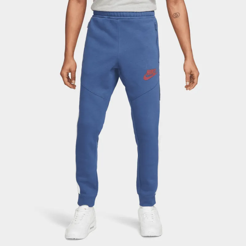 Nike Sportswear Fleece Pants Mystic Navy / Obsidian - University Red sold by JD Sports
