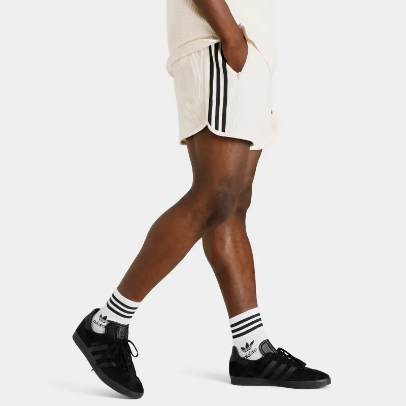 adidas Originals Adicolor Classics Waffle Shorts / Wonder White sold by JD Sports