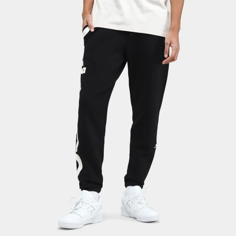 New Balance Out of Bounds Sweatpants / Black sold by JD Sports