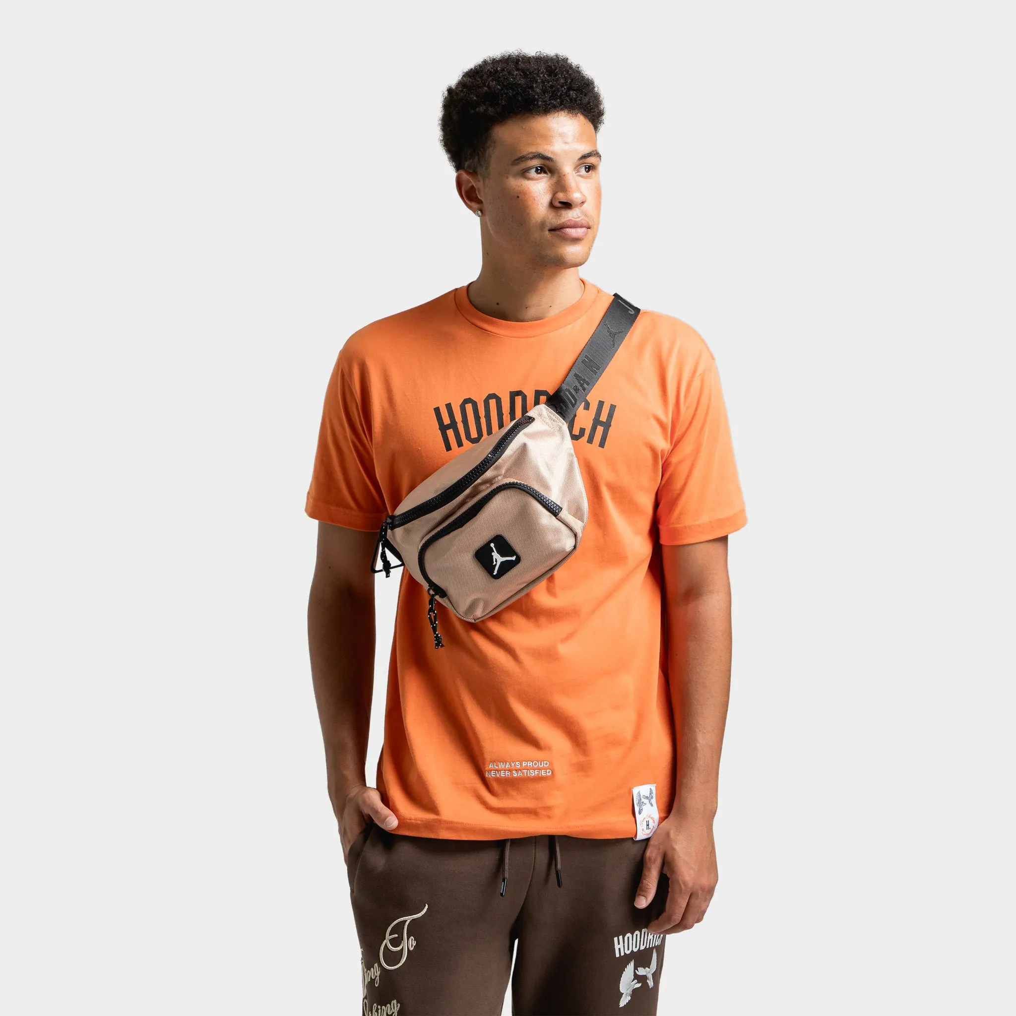 Jordan Rise Crossbody Bag / Legend Medium Brown sold by JD Sports