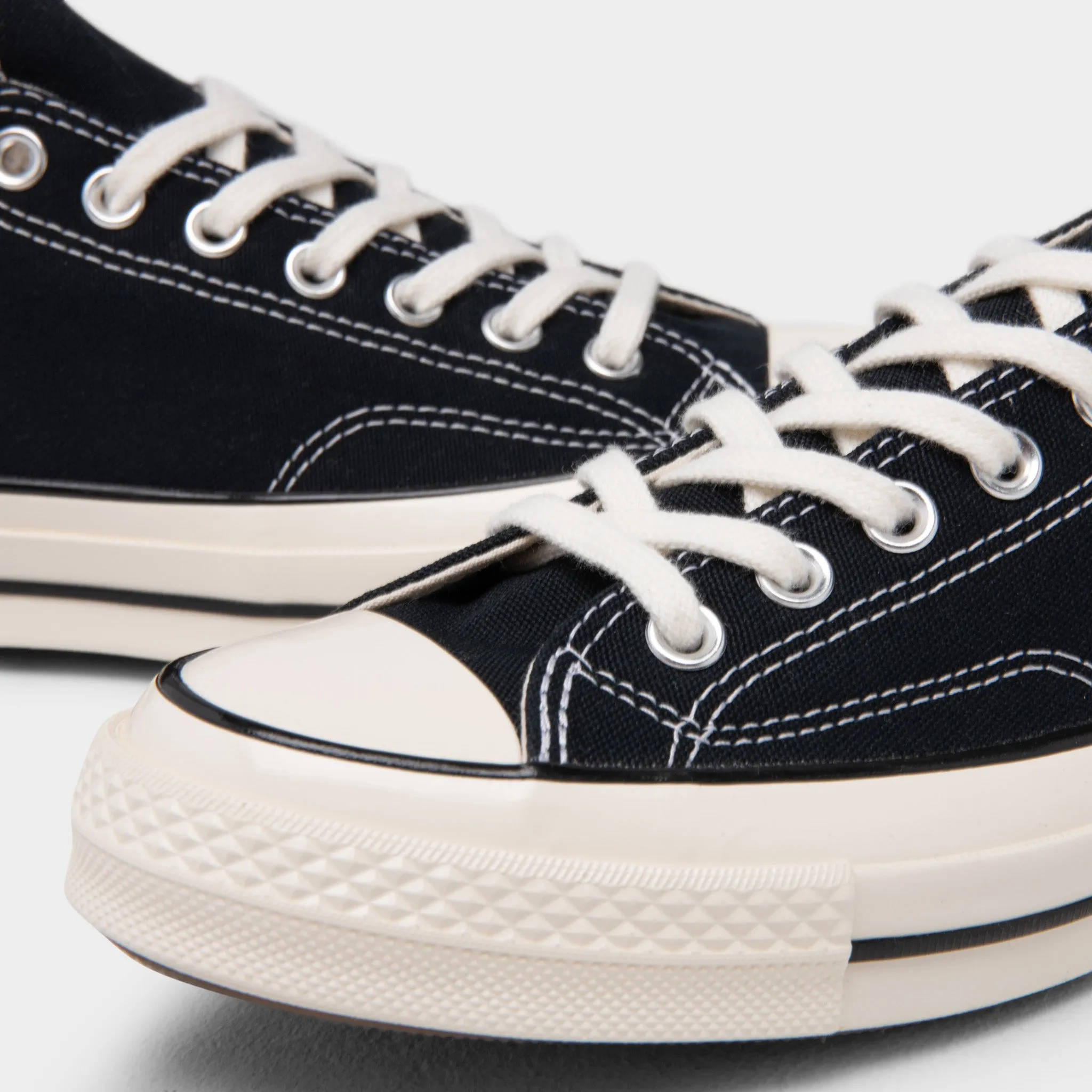 Converse Chuck 70 Ox / Black sold by JD Sports product image thumbnail 3
