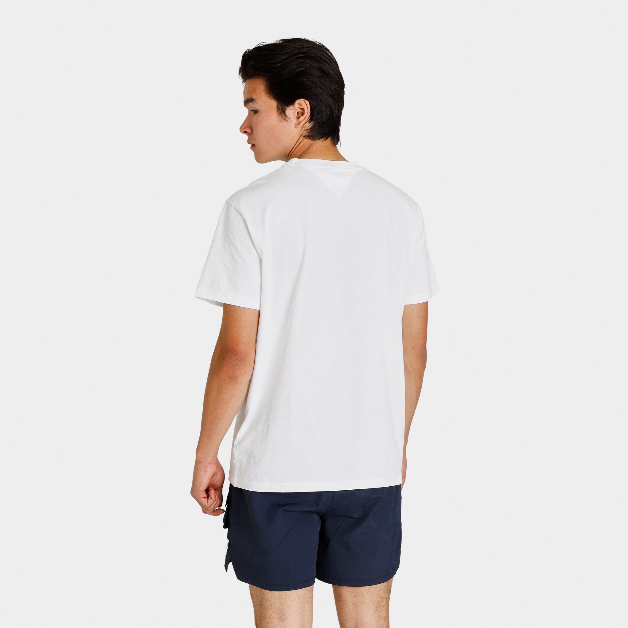 Tommy Jeans College Pop T-shirt / White sold by JD Sports product image thumbnail 2