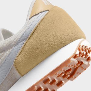Nike Women's Daybreak SE Sesame / Football Grey - Multicolour sold by JD Sports