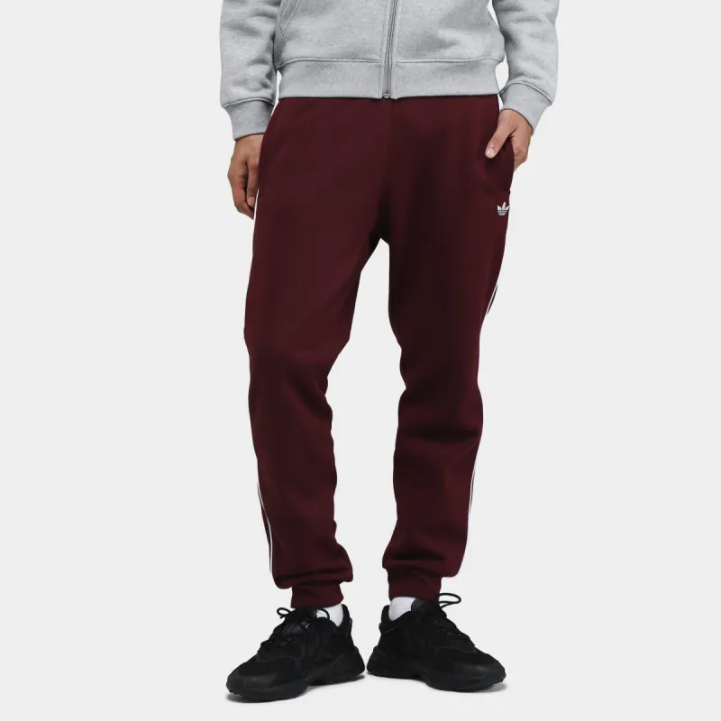 adidas Originals Adicolor Seasonal Archive Sweatpants / Maroon sold by JD Sports