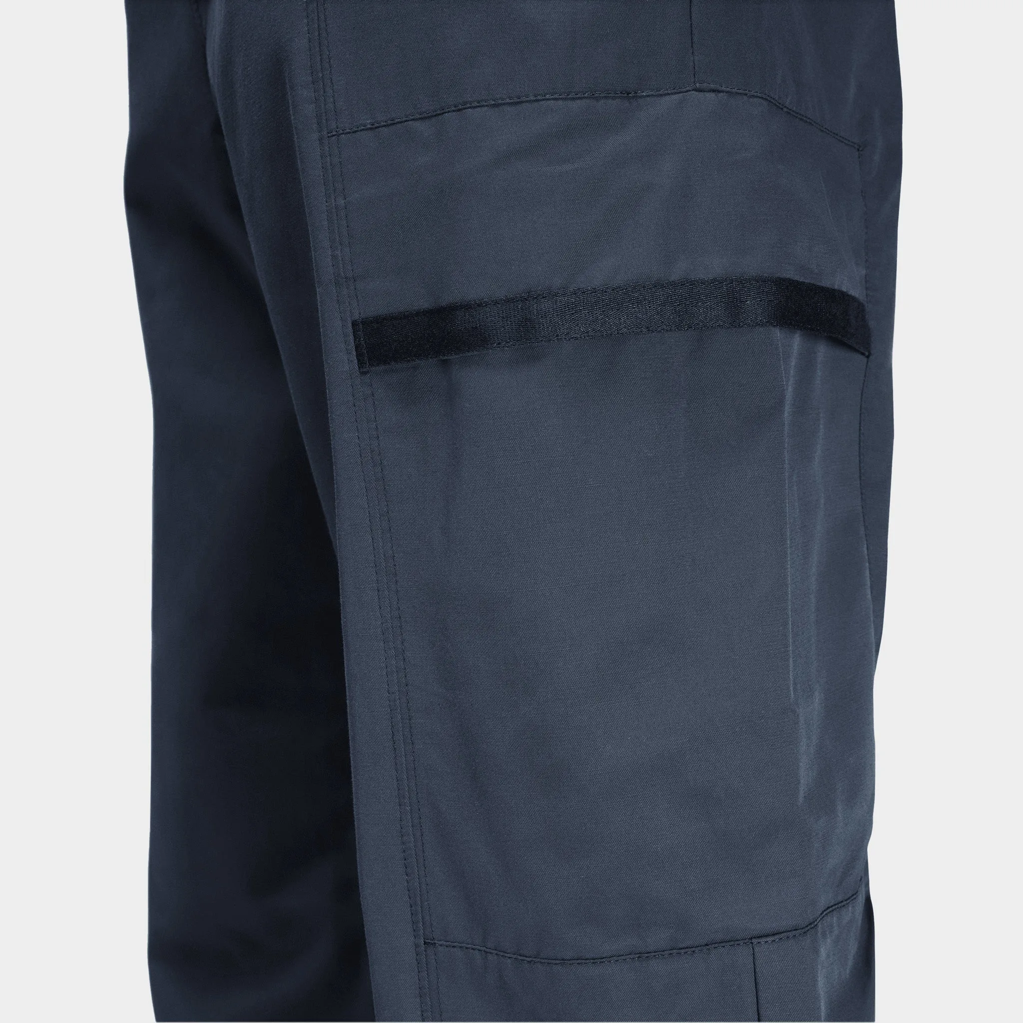 Jordan Essentials Woven Pants Black / White sold by JD Sports product image thumbnail 4