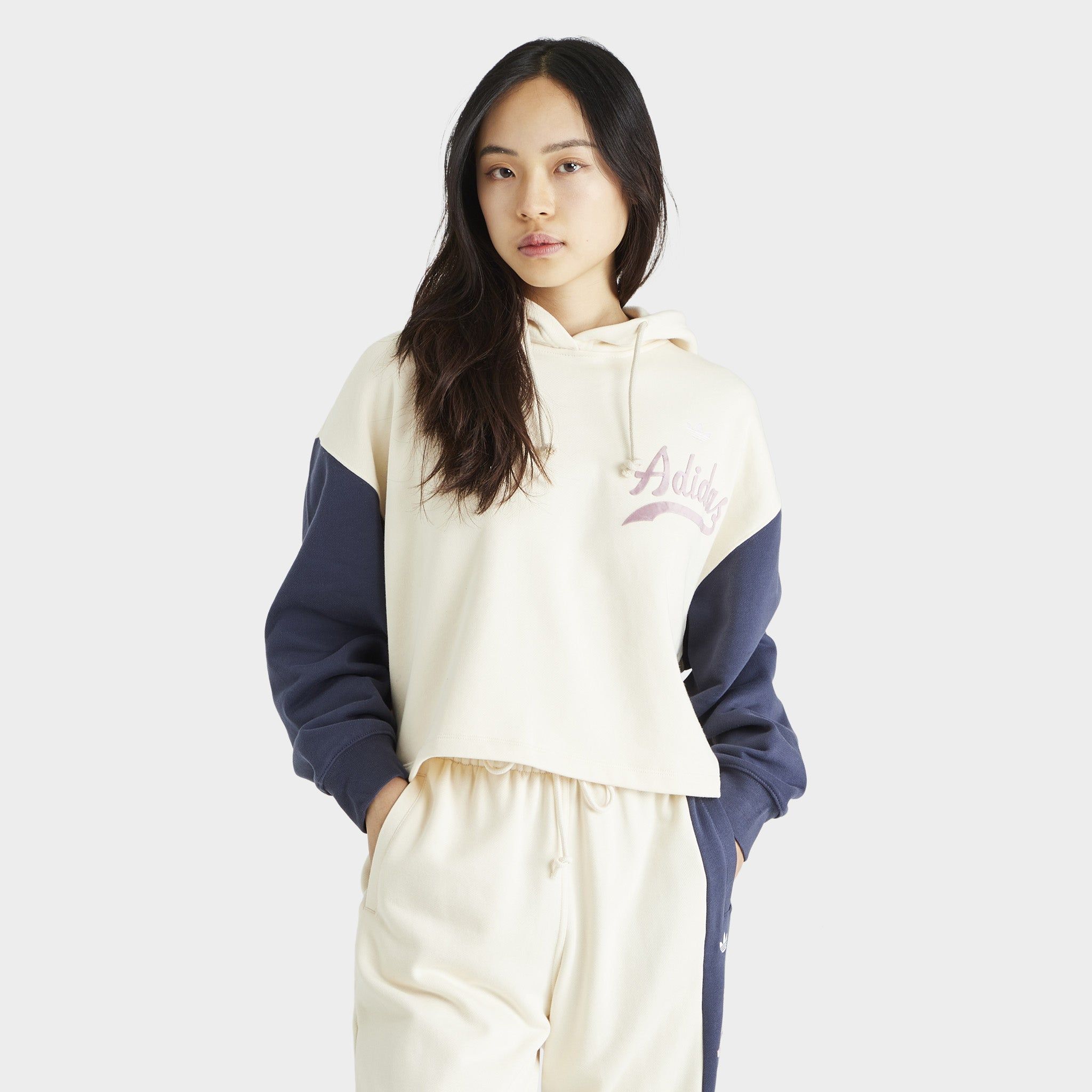 adidas Originals Women’s Modern B-Ball Pullover Hoodie Wonder White / Shadow Navy sold by JD Sports