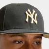 New Era 59Fifty New York Yankees Fitted Cap Black / Vegas Gold sold by JD Sports