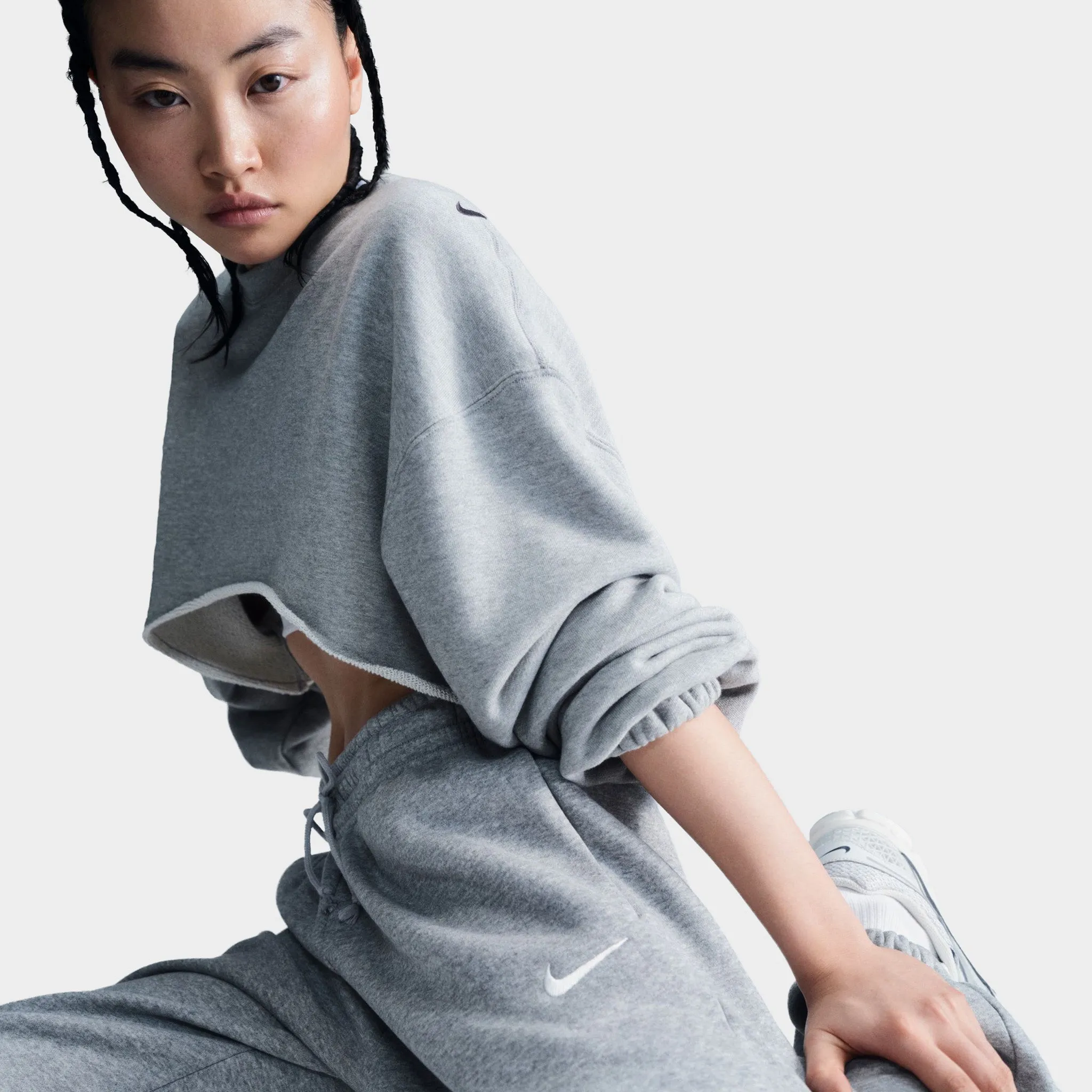 Nike Sportswear Women's Phoenix High-Waisted Oversized Sweatpants Dk Grey Heather / Sail sold by JD Sports product image thumbnail 4