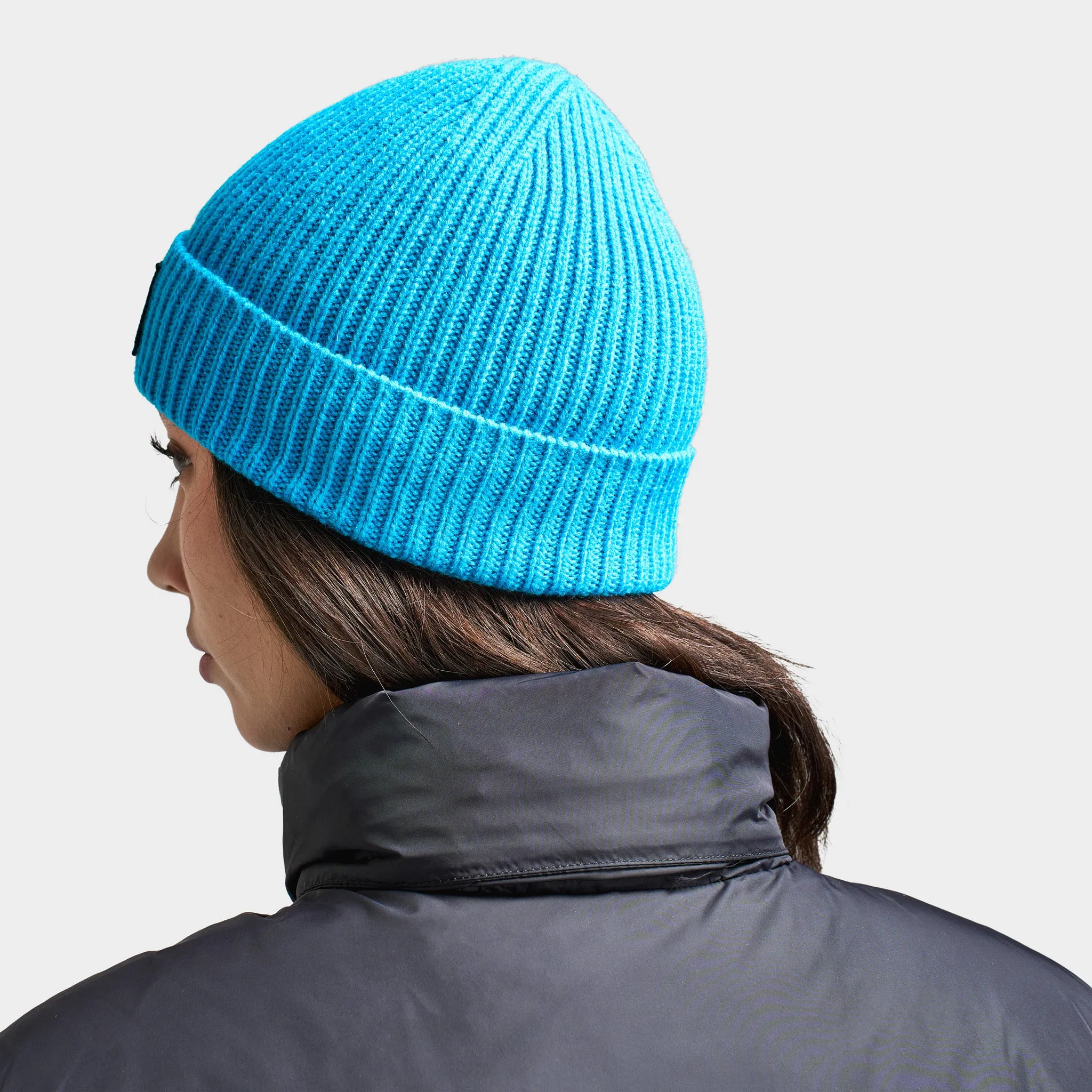 The North Face TNF Logo Box Cuffed Beanie / Acoustic Blue sold by JD Sports product image thumbnail 2