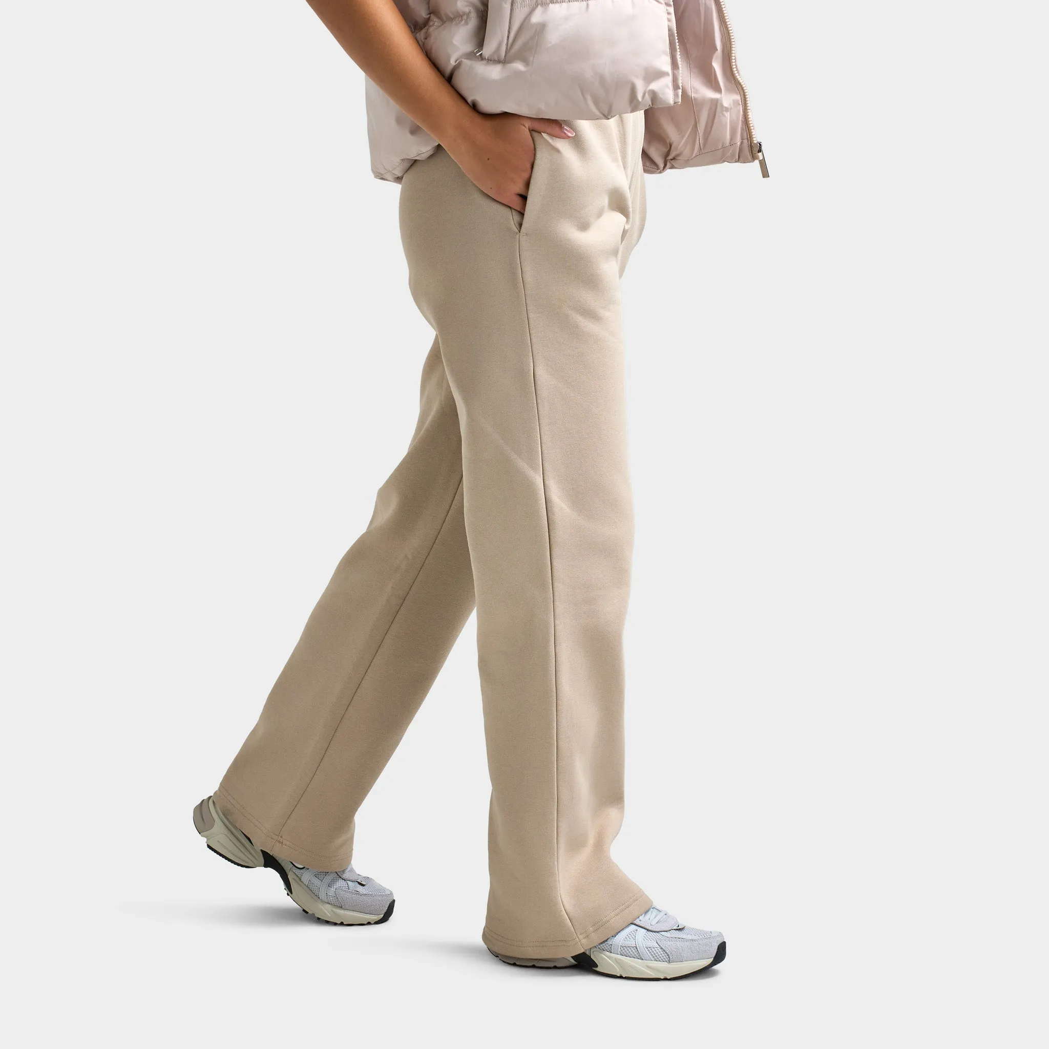 Hoodrich Women's Storm Wide Leg Jogger Oxford Tan / White sold by JD Sports product image thumbnail 4