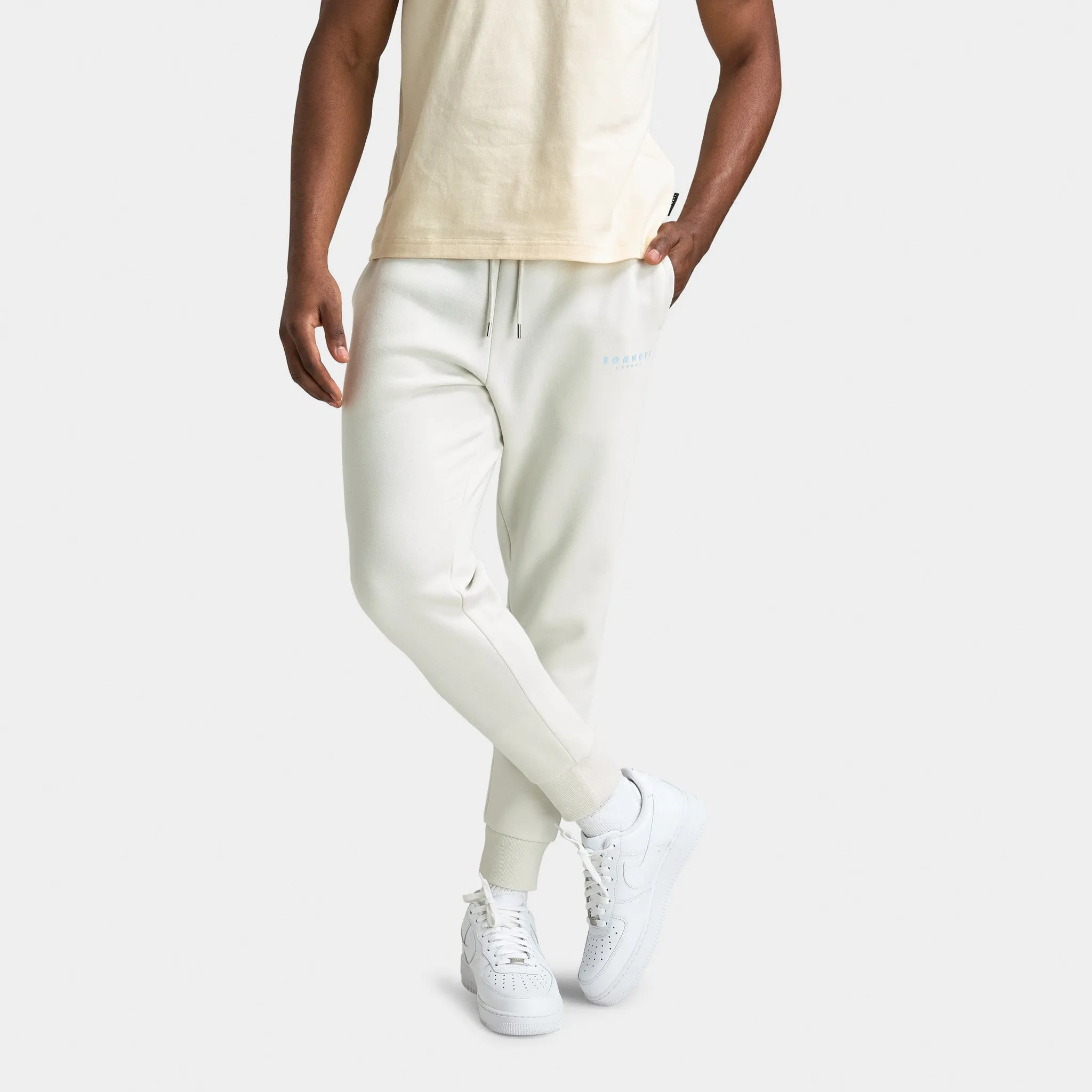 Sonneti London Fleece Joggers / White Onyx sold by JD Sports
